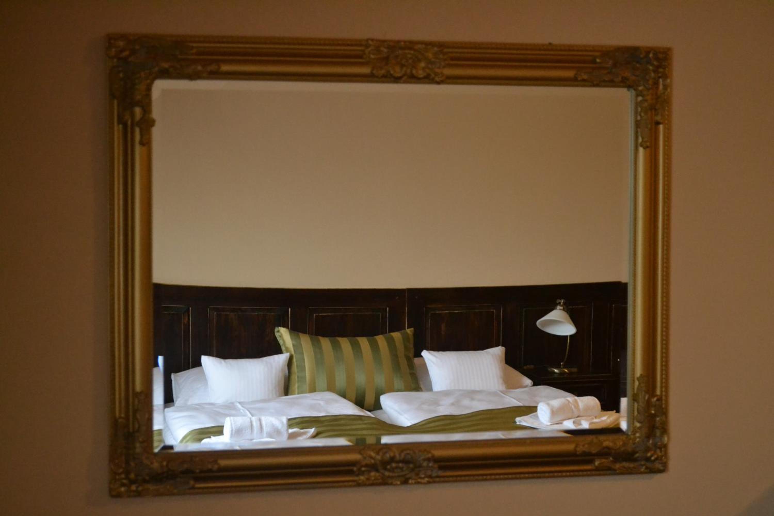 Standard Double Room - Photo 7
