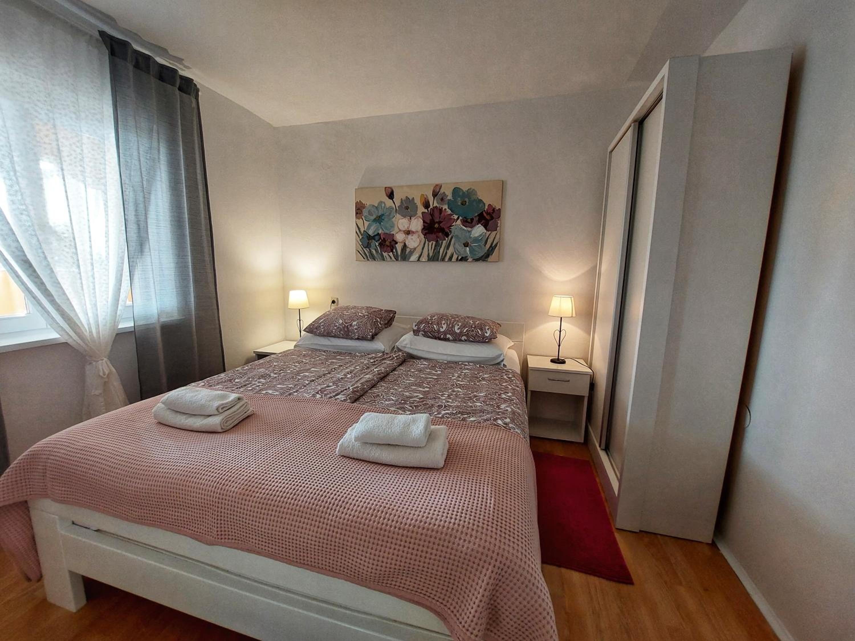 Two-Bedroom Apartment with Terrace and Sea View