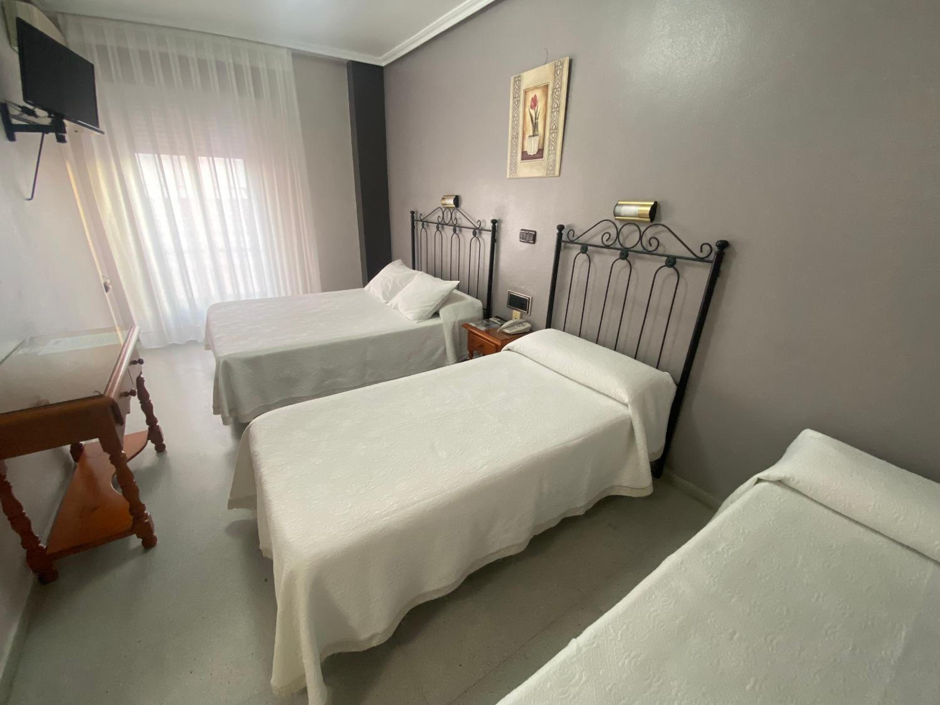 Habitación familiar con baño privado