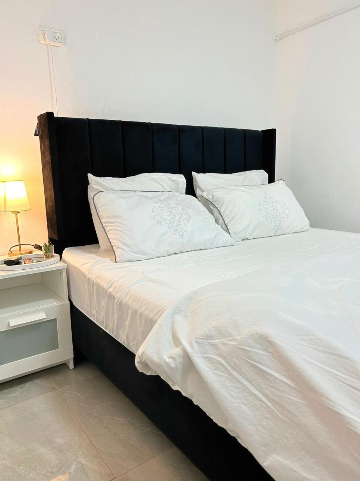 Large Double or Twin Room photo 3