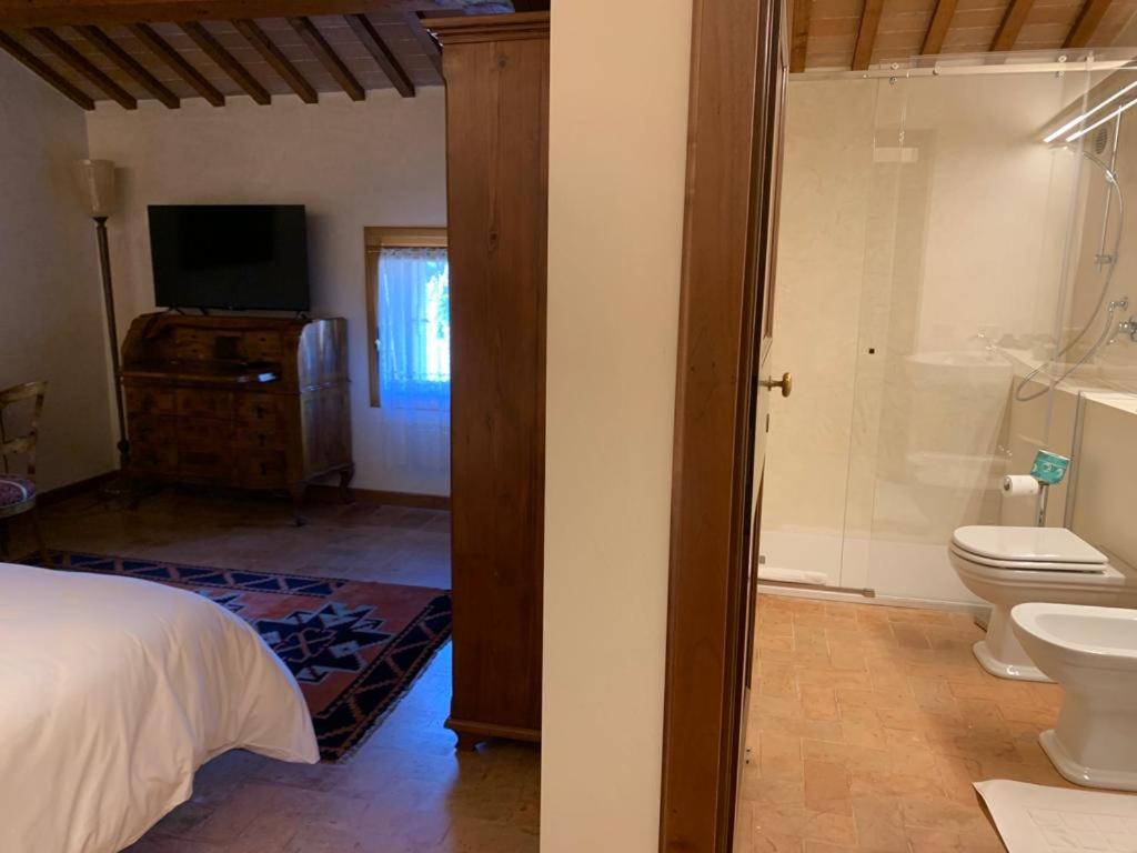 Large Double Room photo 3