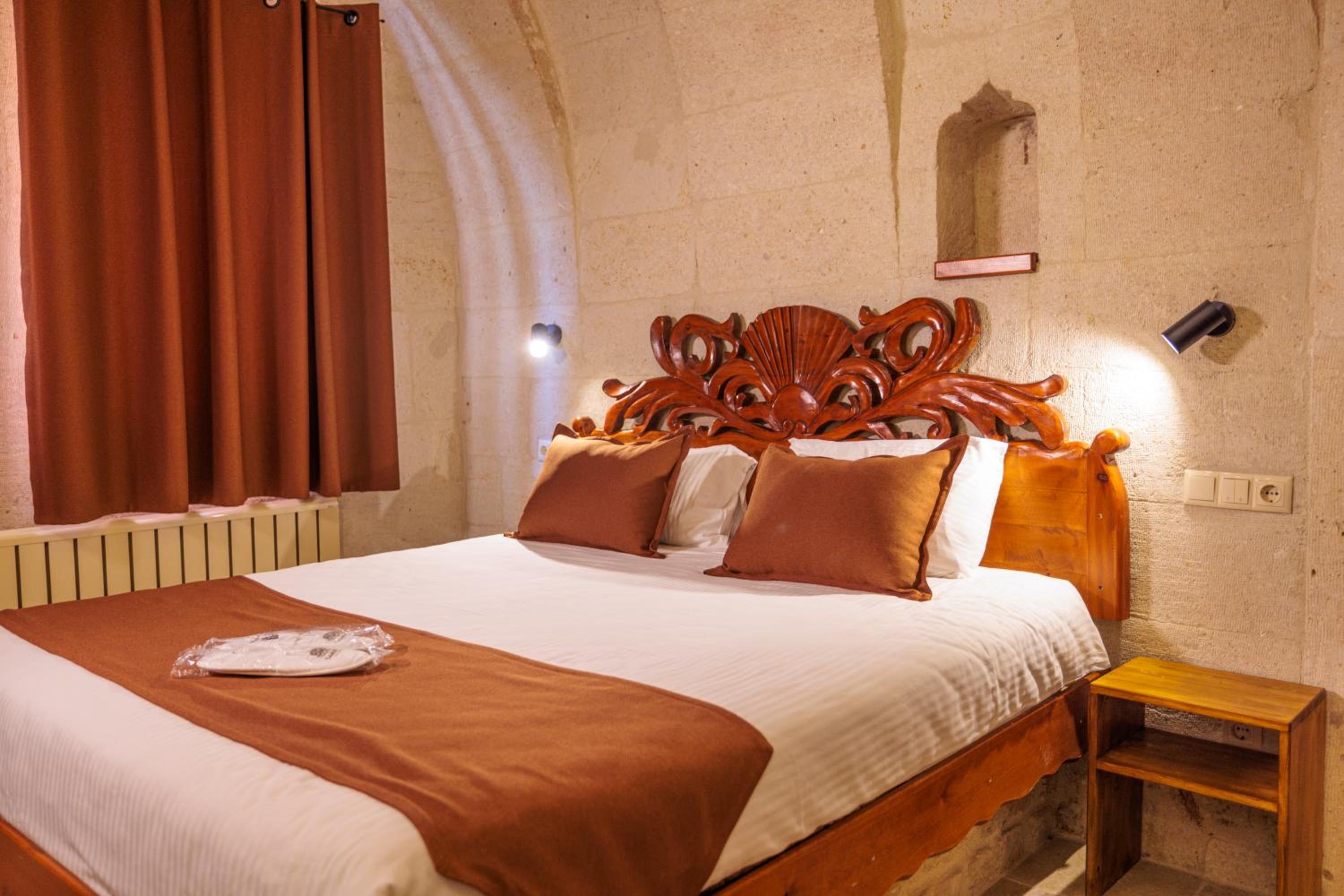 Queen Room with Spa Bath photo 3