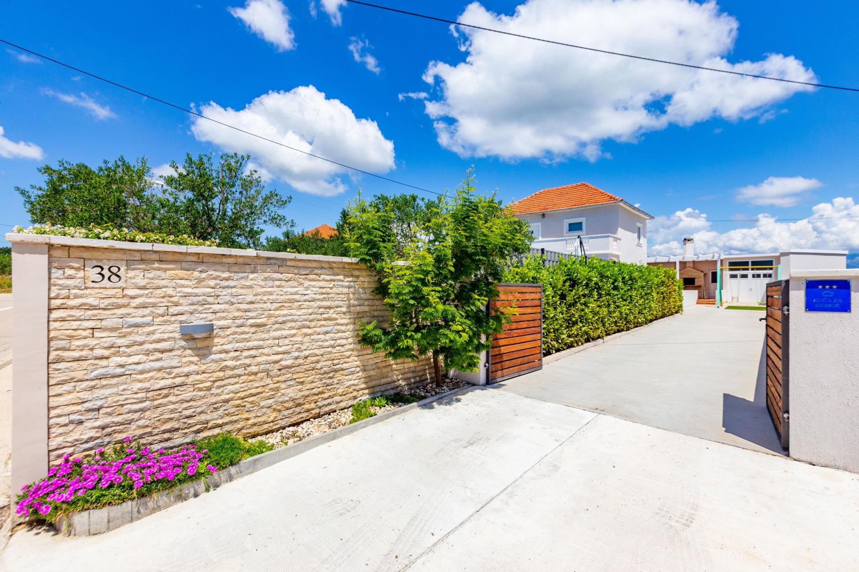 Vacation Home photo 2