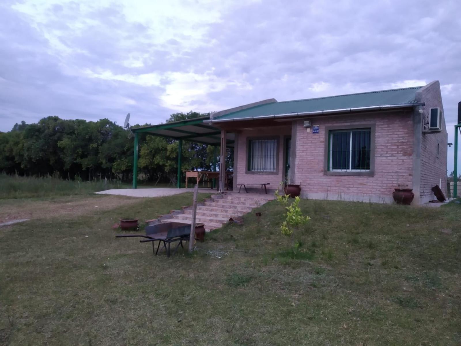 Two-Bedroom House photo 2