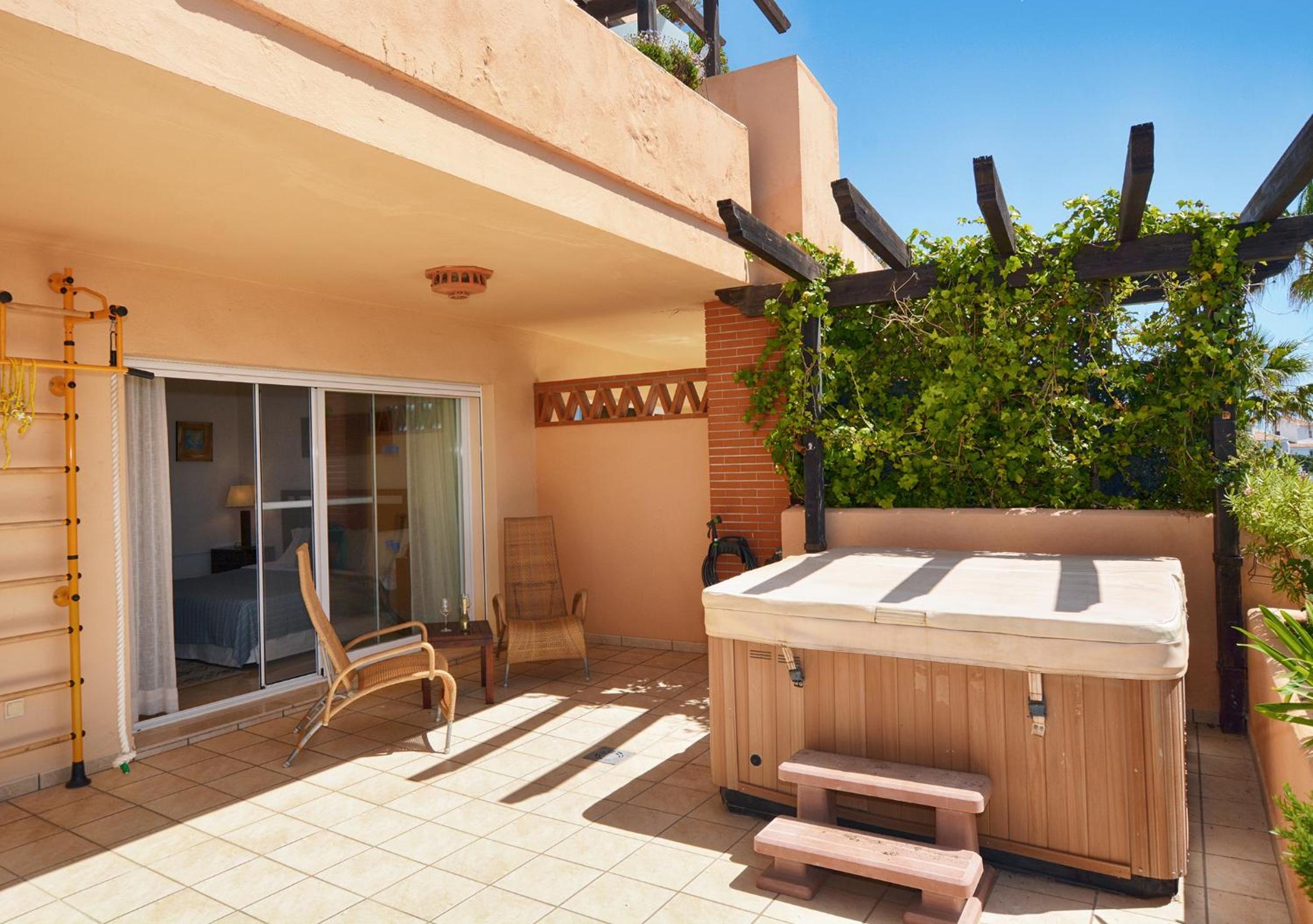 Two-Bedroom Apartment with Terrace and Sea View