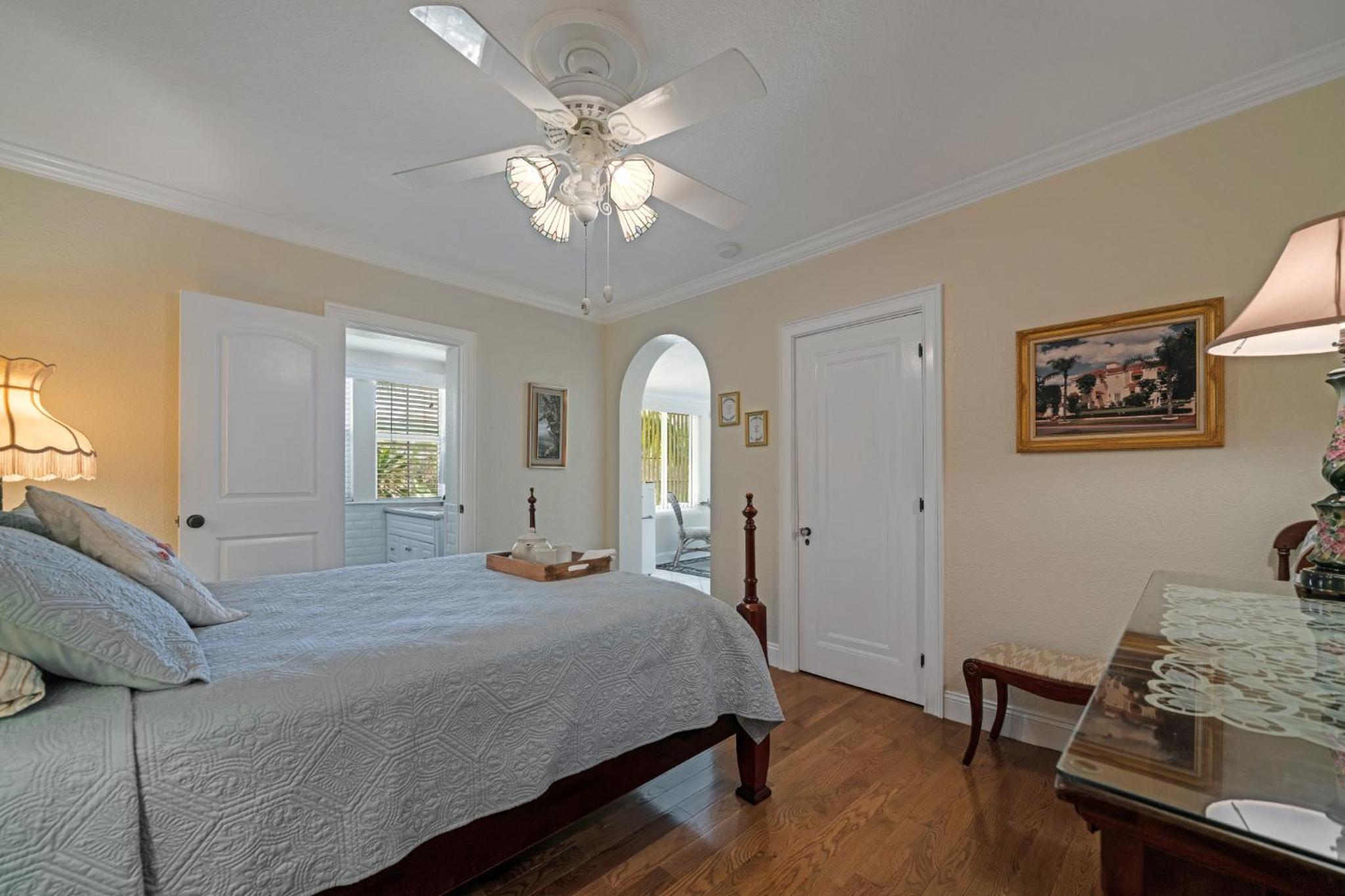 Suite with Garden View