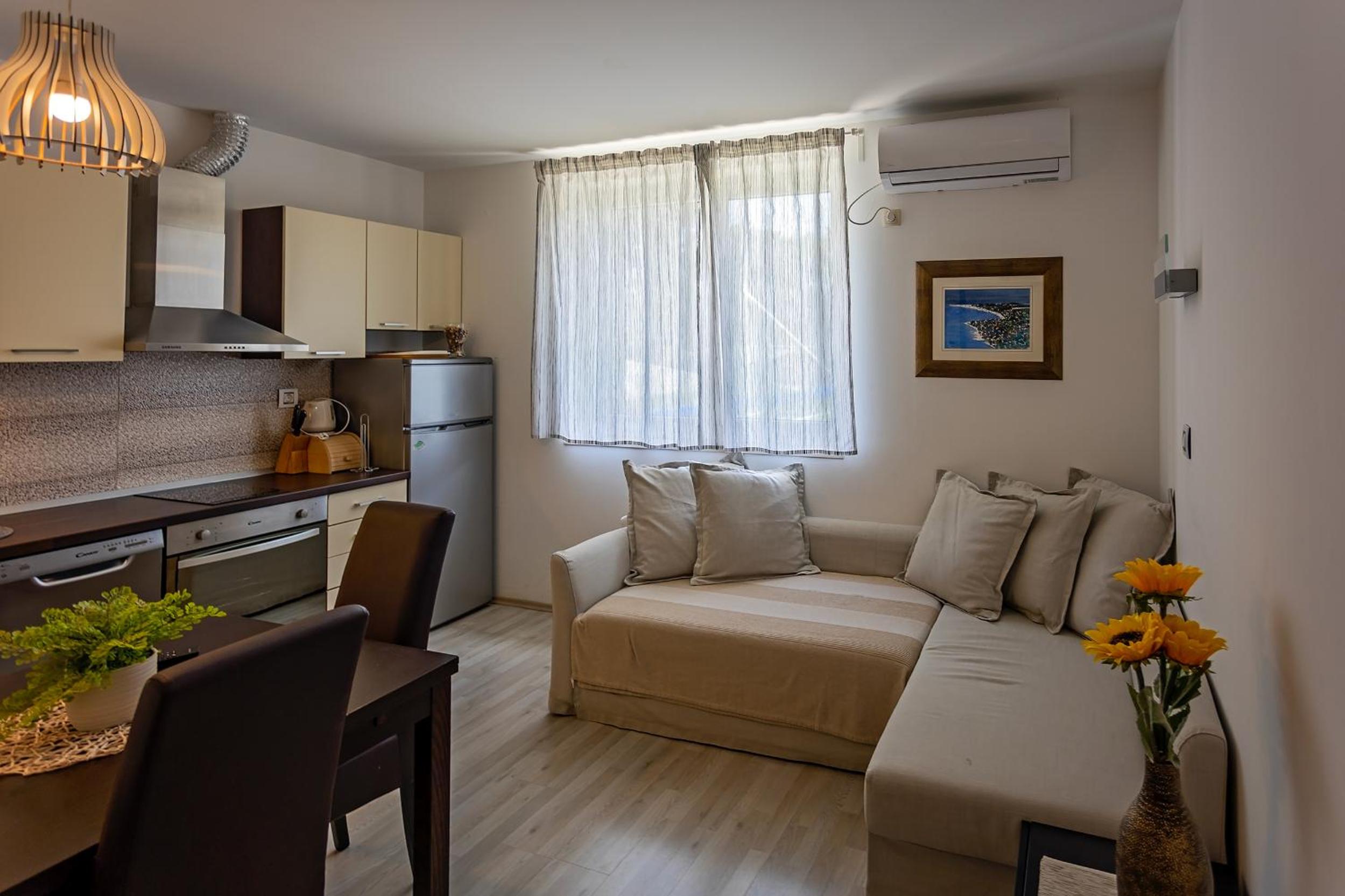 Standard Apartment (4 Adults)