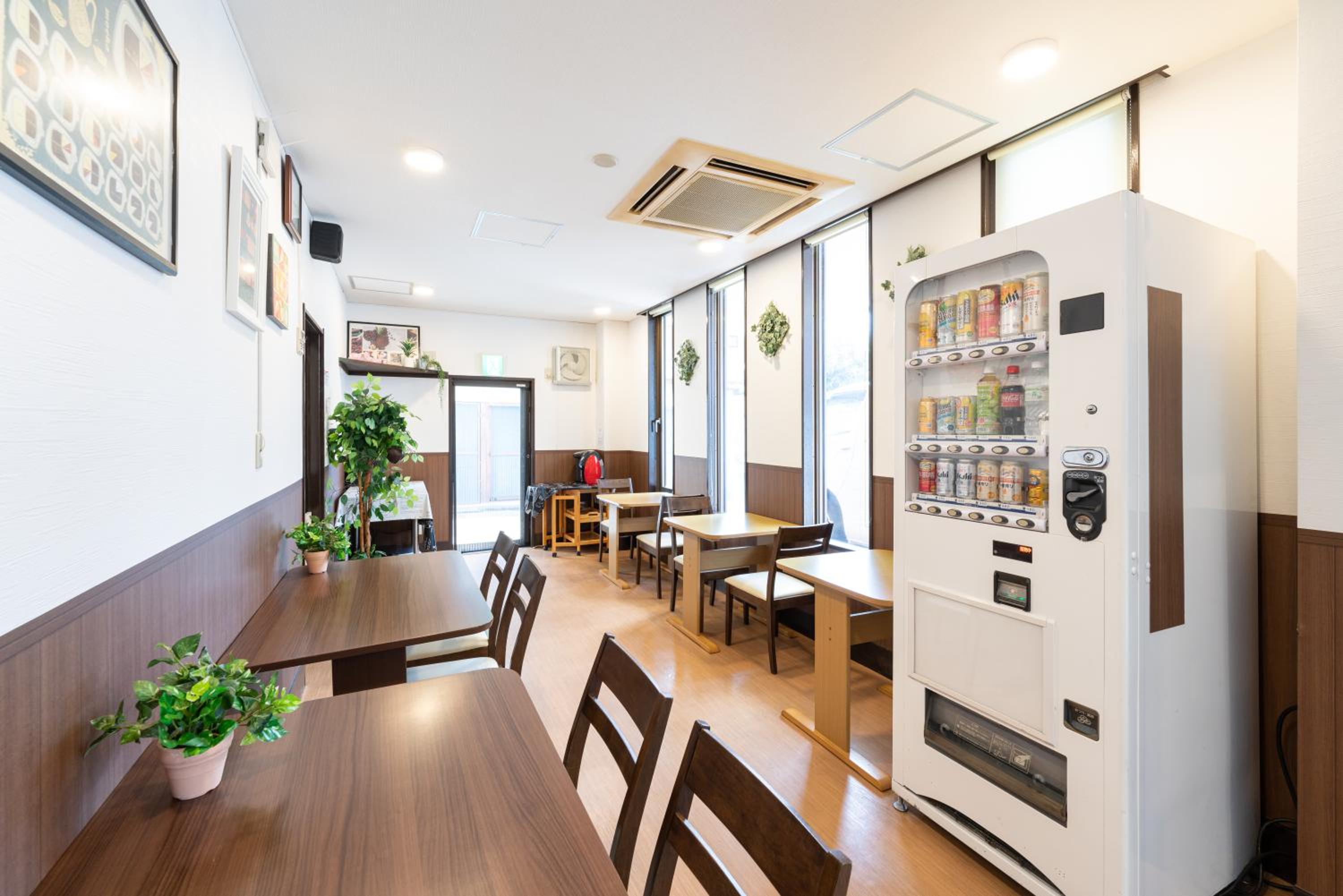 Standard Twin Room - Photo 2