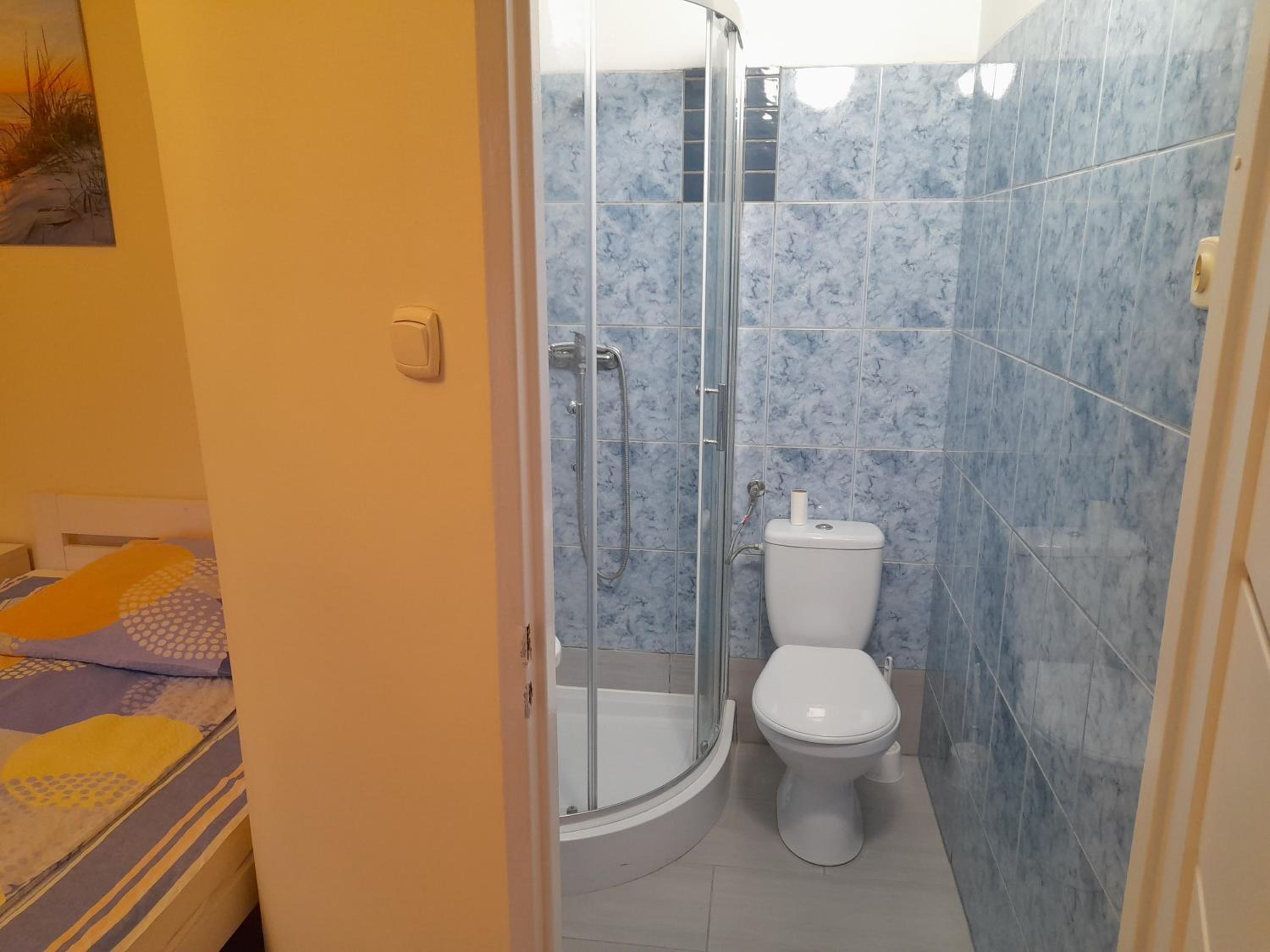 Triple Room with Private Bathroom photo 2