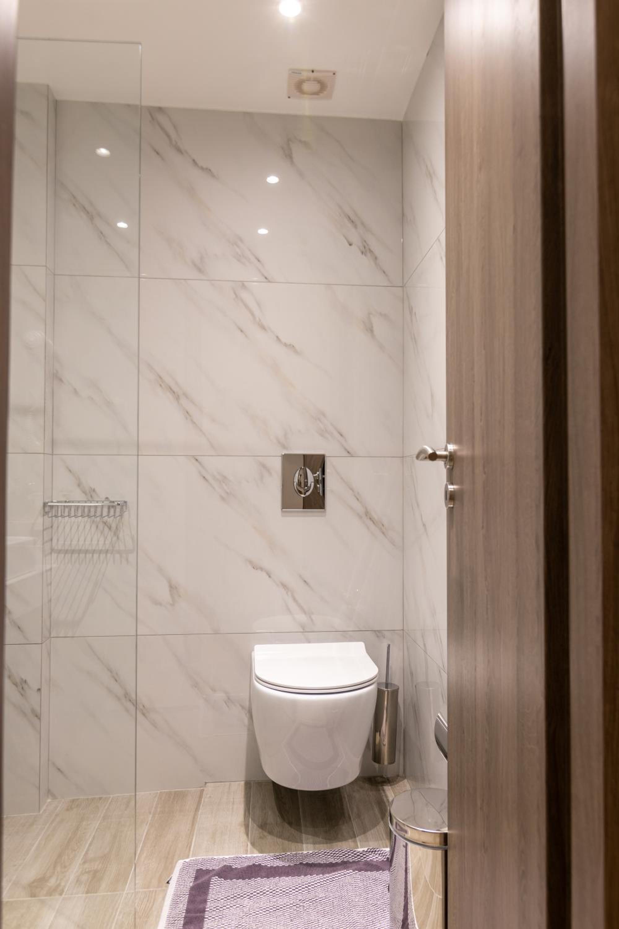 Standard Double or Twin Room photo 3