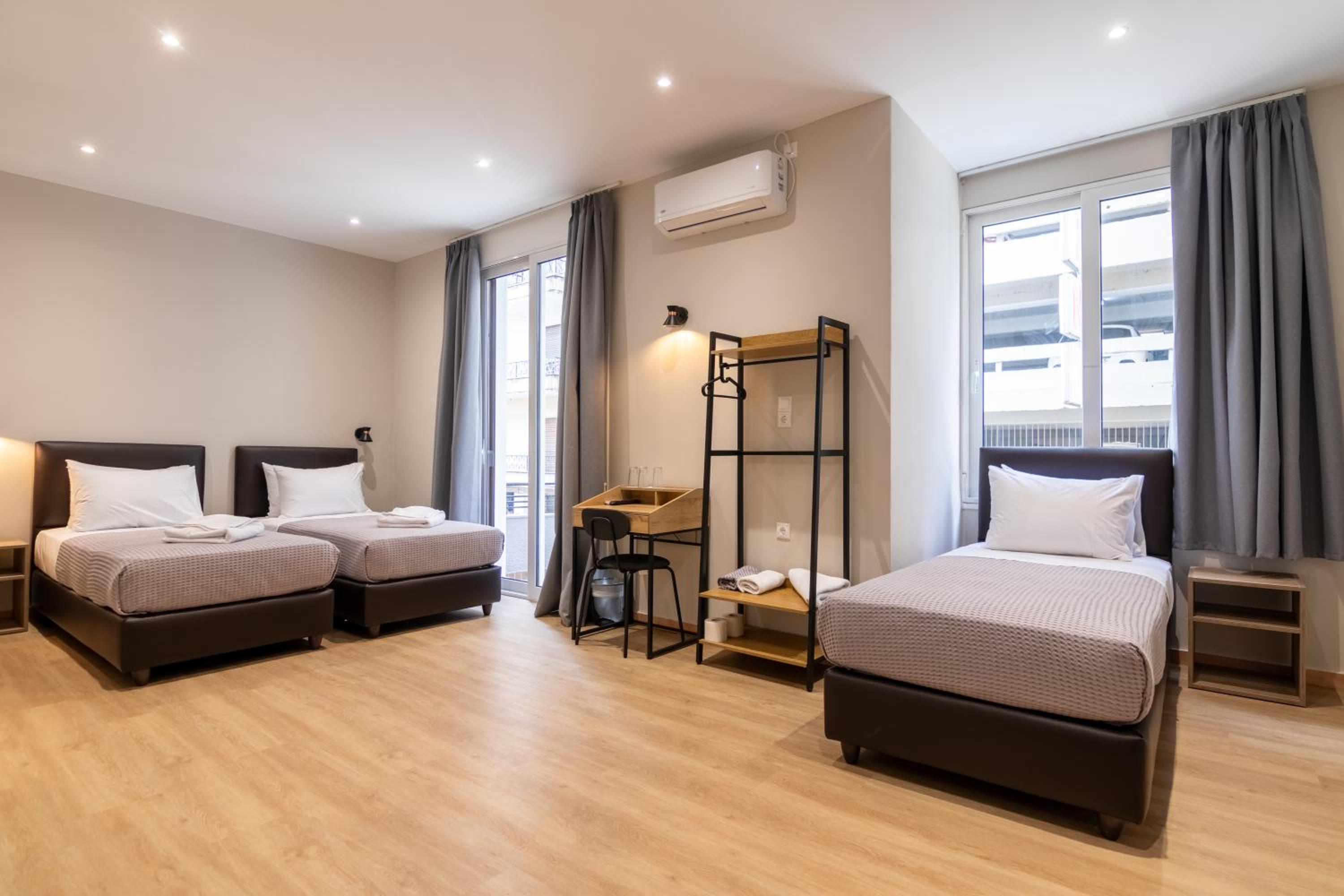 Standard Quadruple Room photo 3