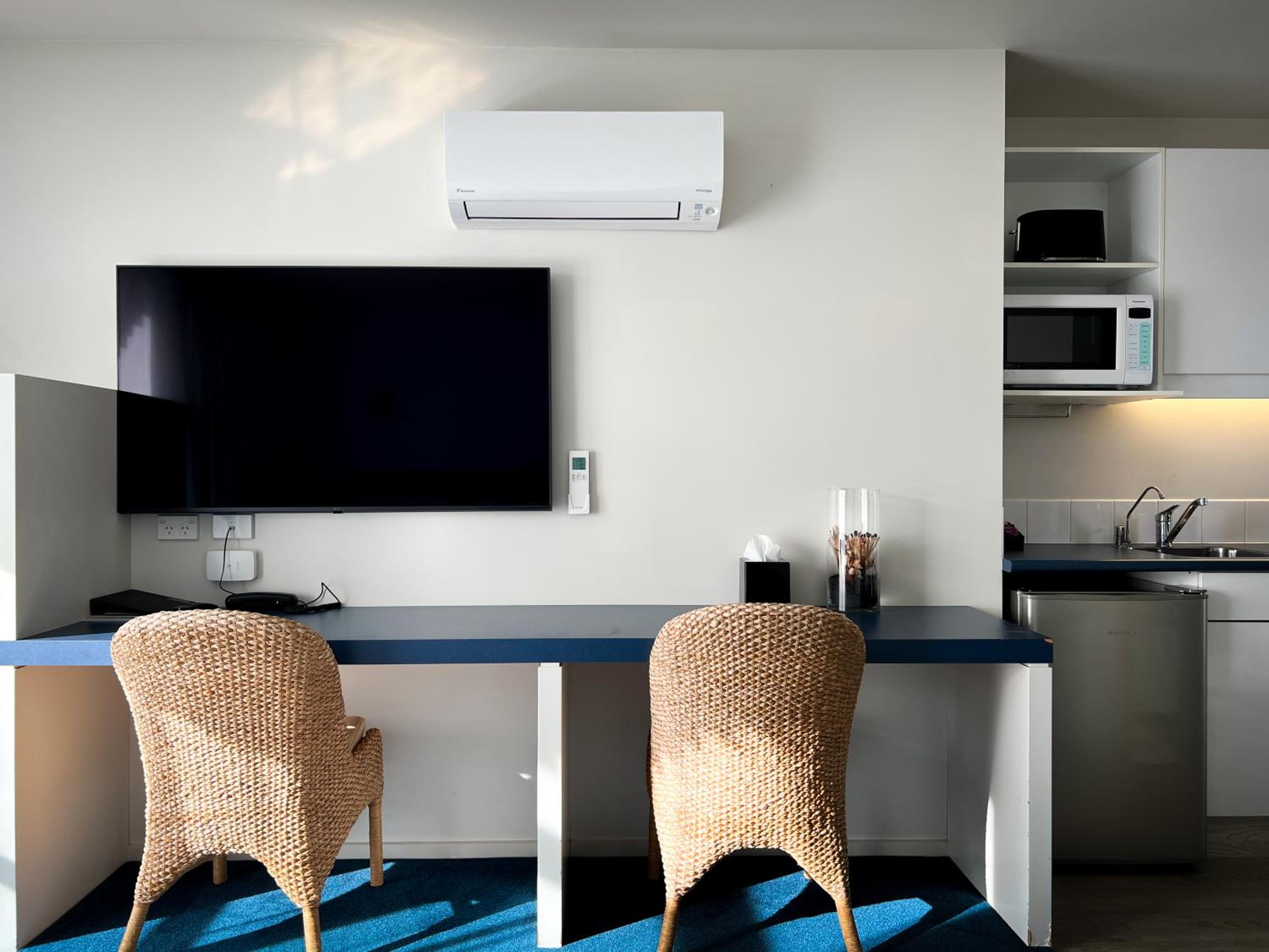Executive Studio
