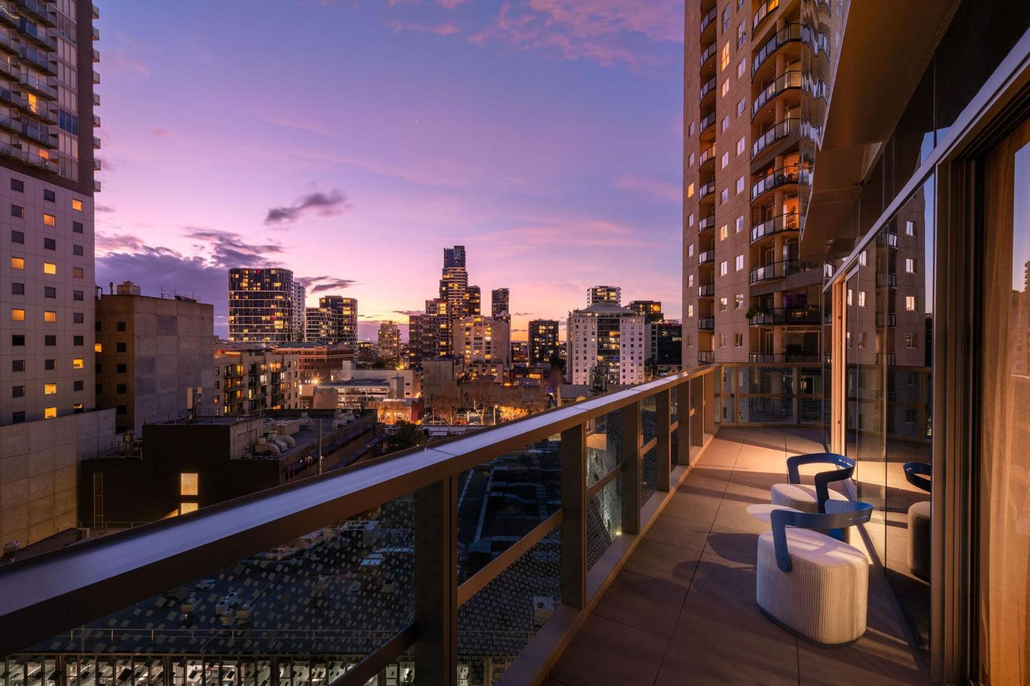 Balcony Suite - Includes Executive Lounge Access