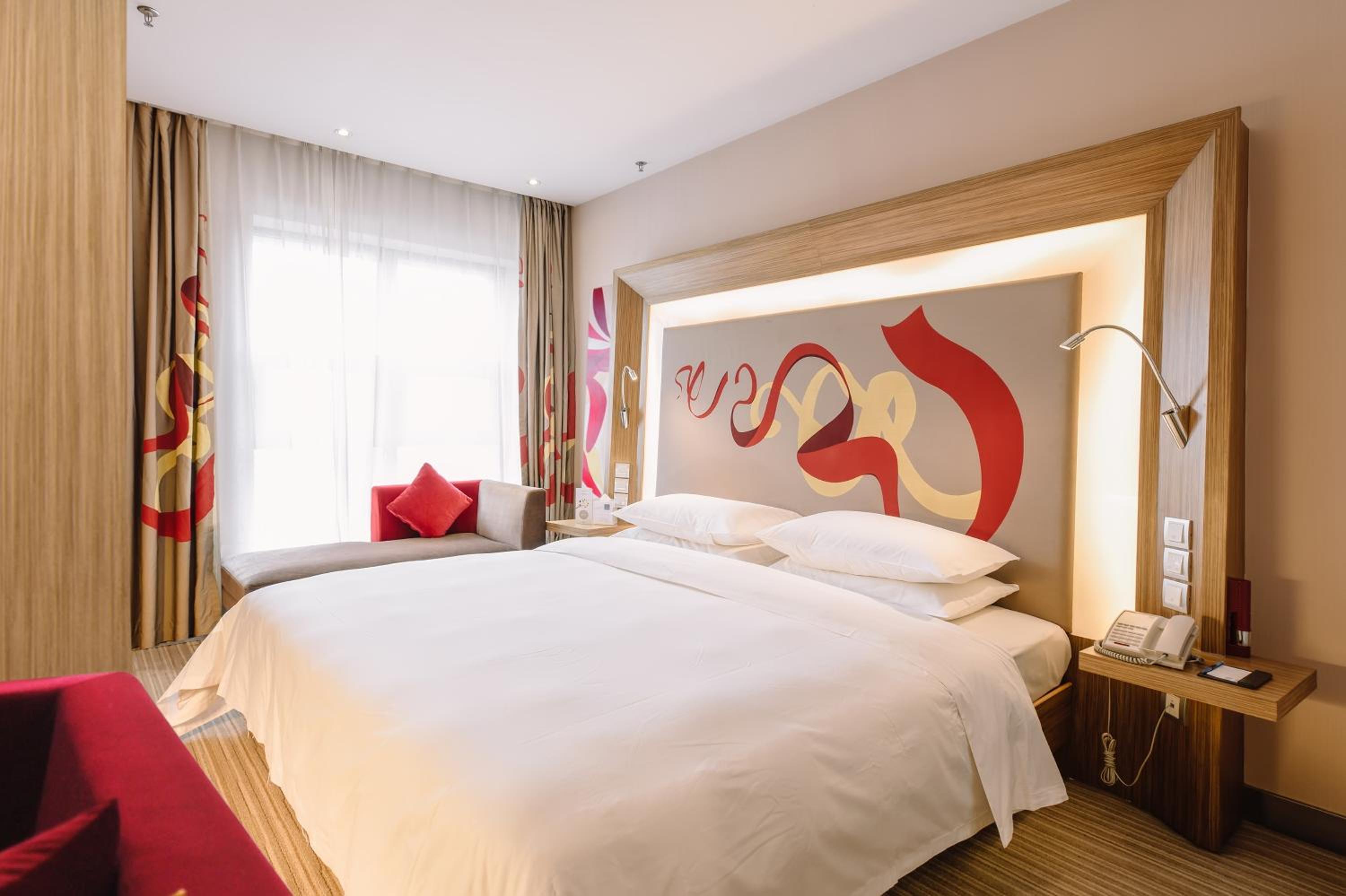 Deluxe Business Room