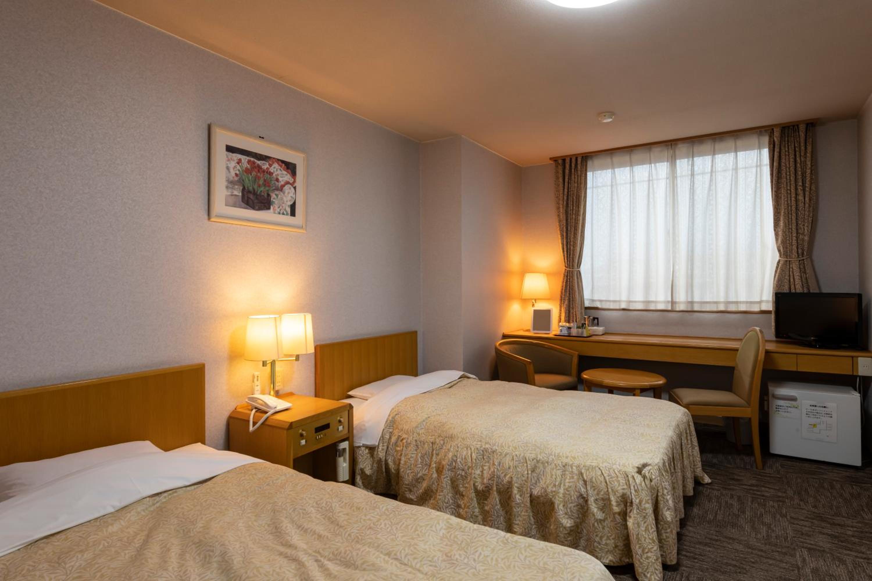Twin Room with Bath