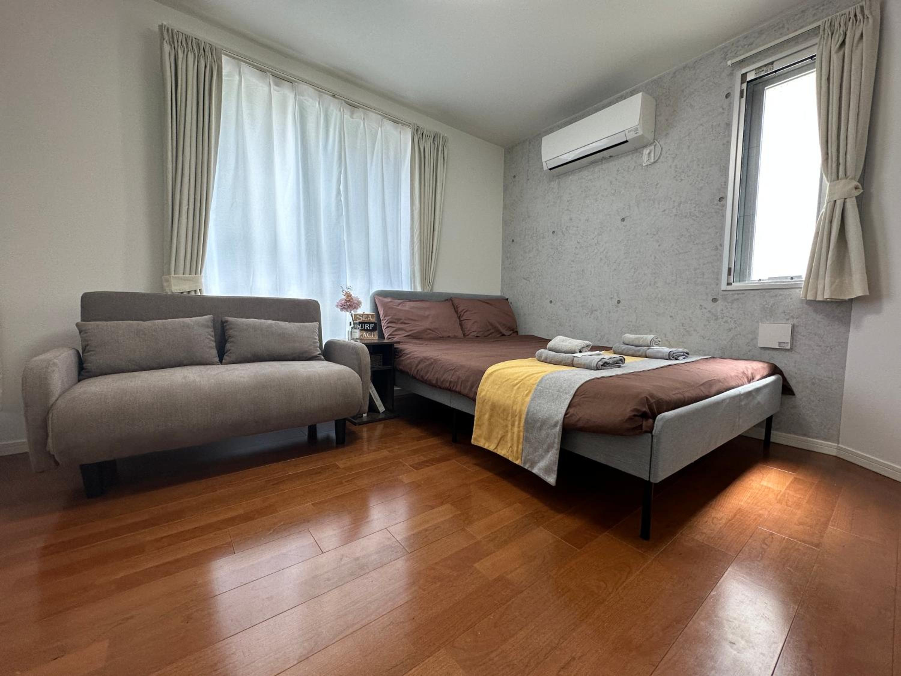 One-Bedroom Apartment photo 3