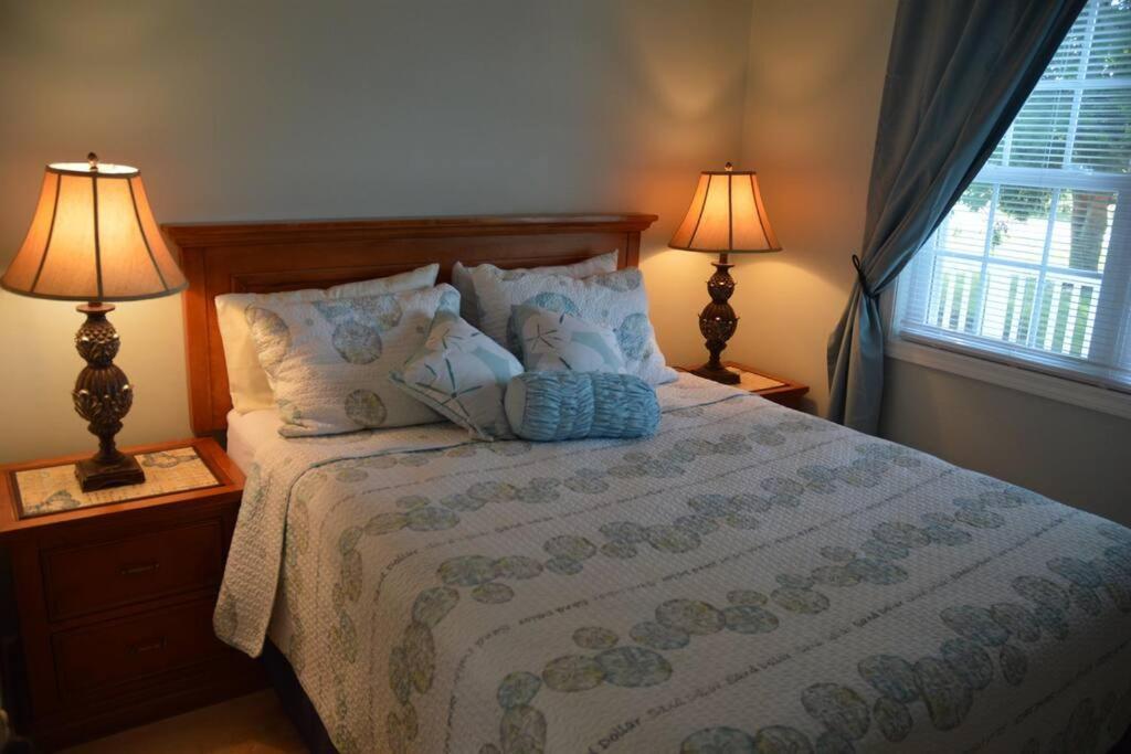 Three-Bedroom House photo 1