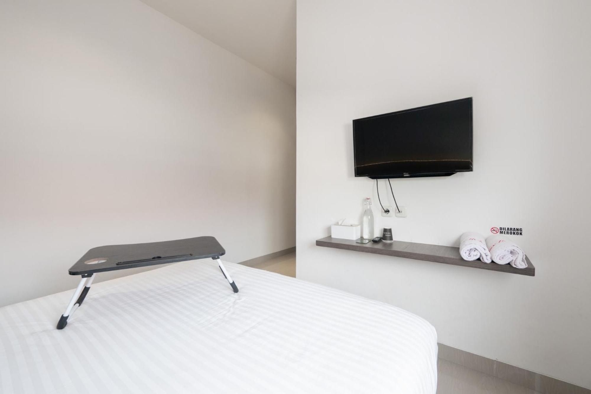 Deluxe Room - Photo 4