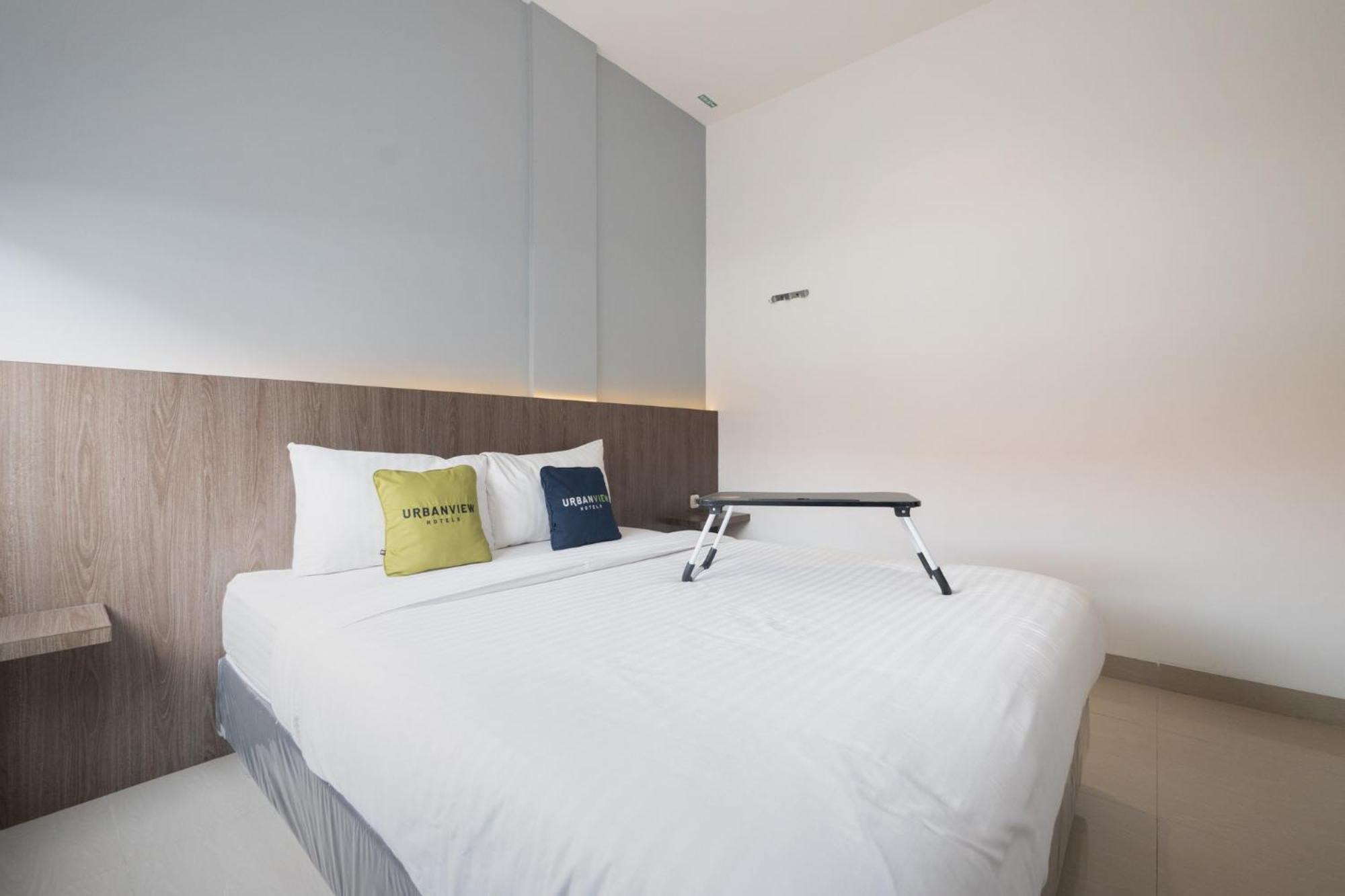 Deluxe Room - Photo 5