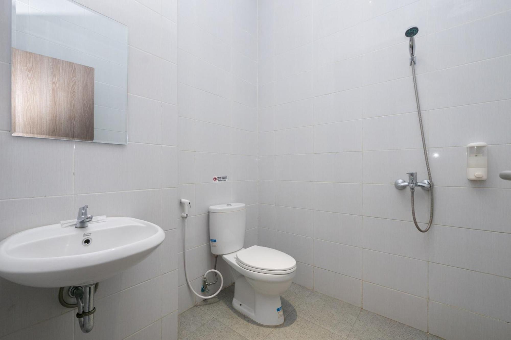 Deluxe Room - Photo 9