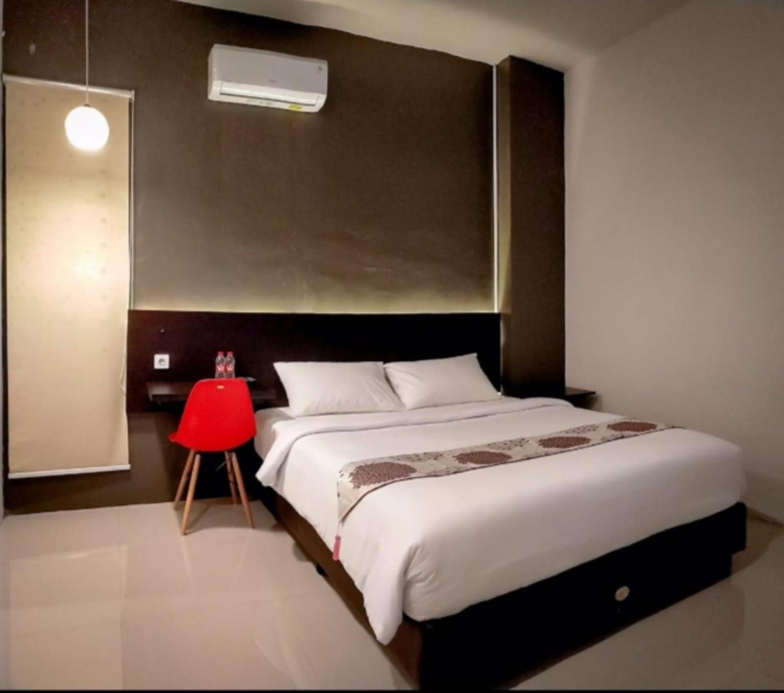 Queen Room - Photo 2
