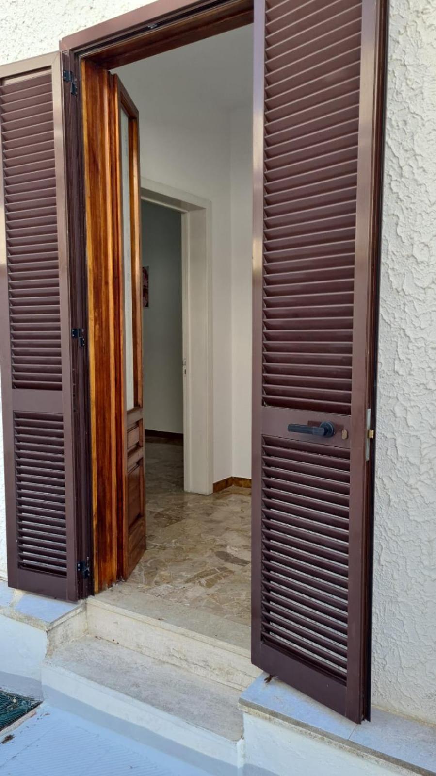One-Bedroom House - Photo 12