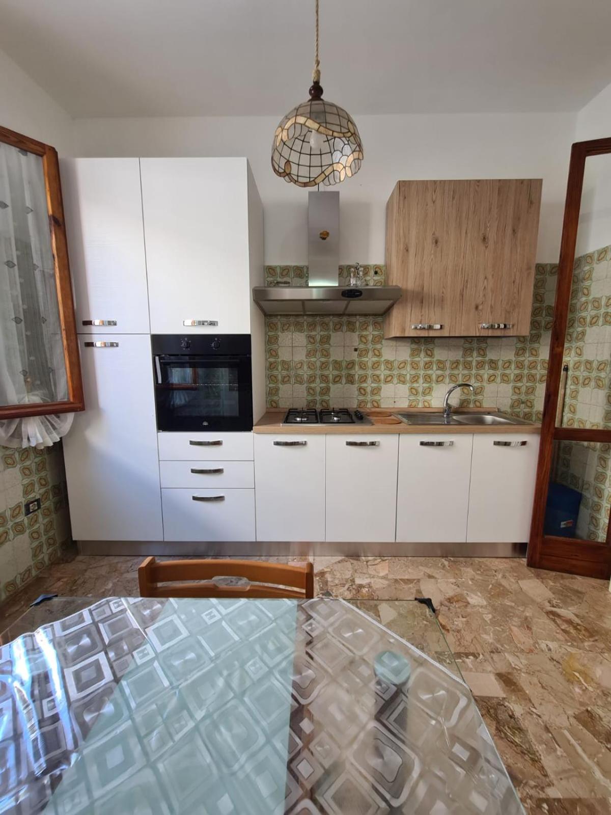 One-Bedroom House - Photo 13