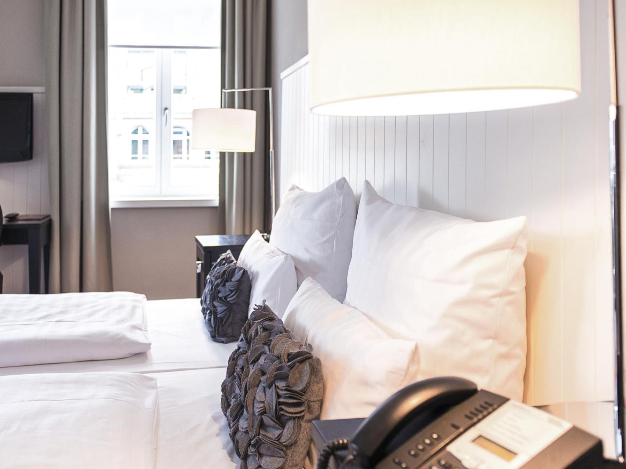 Double Room - Photo 8