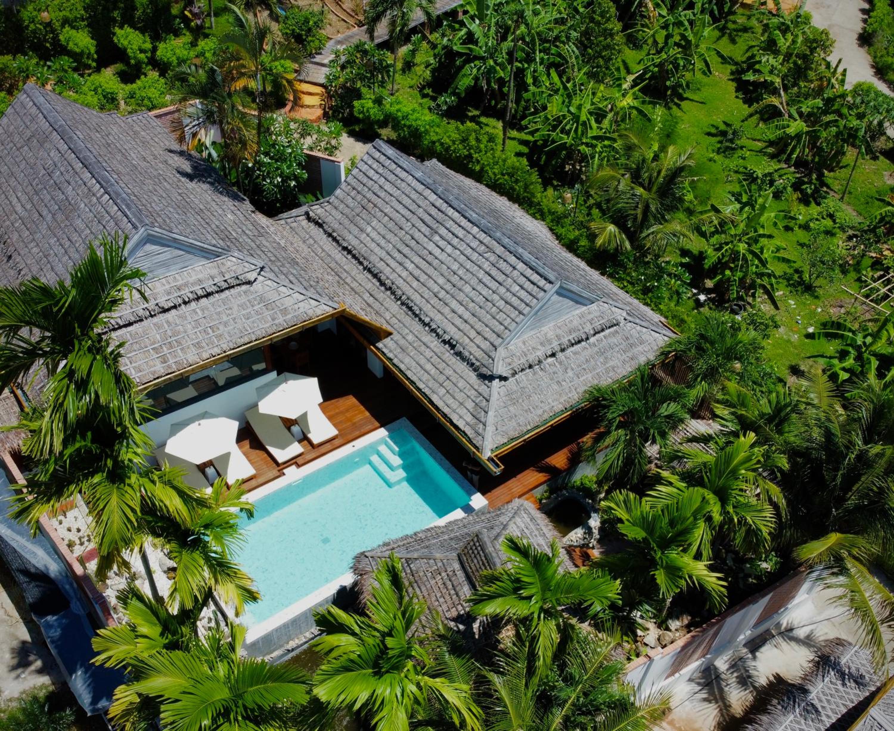 Villa with Private Pool - Photo 45