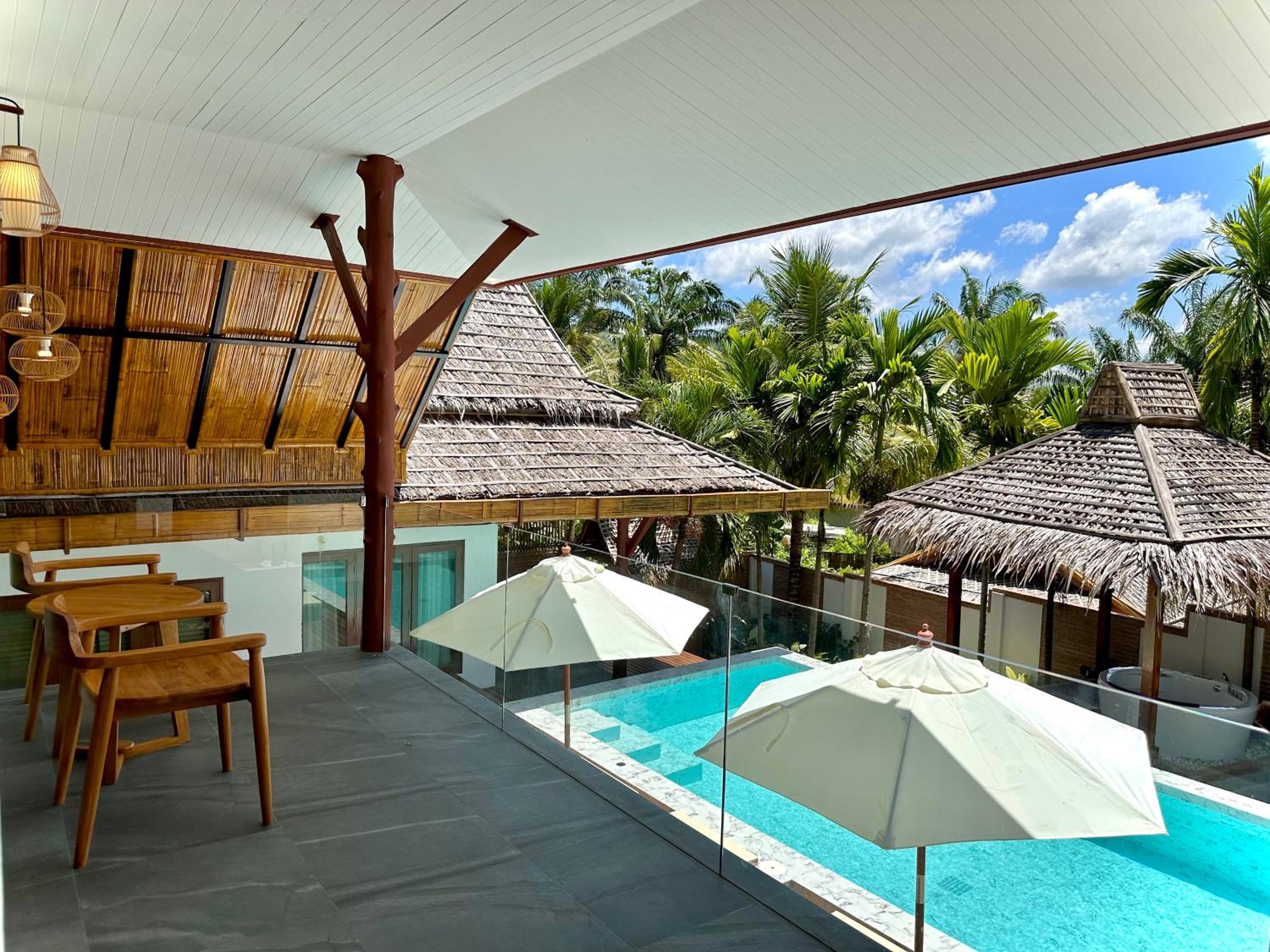 Villa with Private Pool - Photo 80