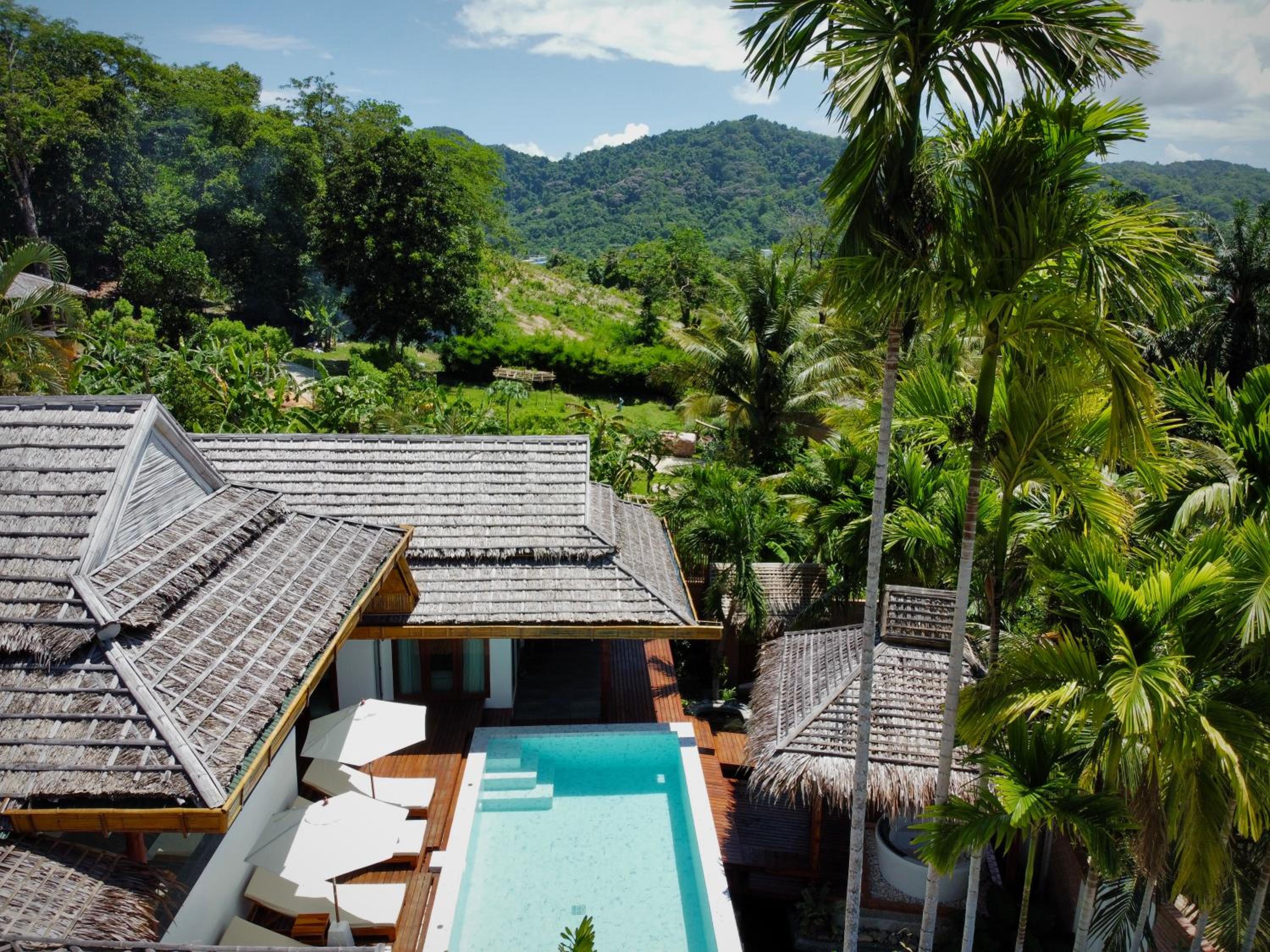 Villa with Private Pool - Photo 78