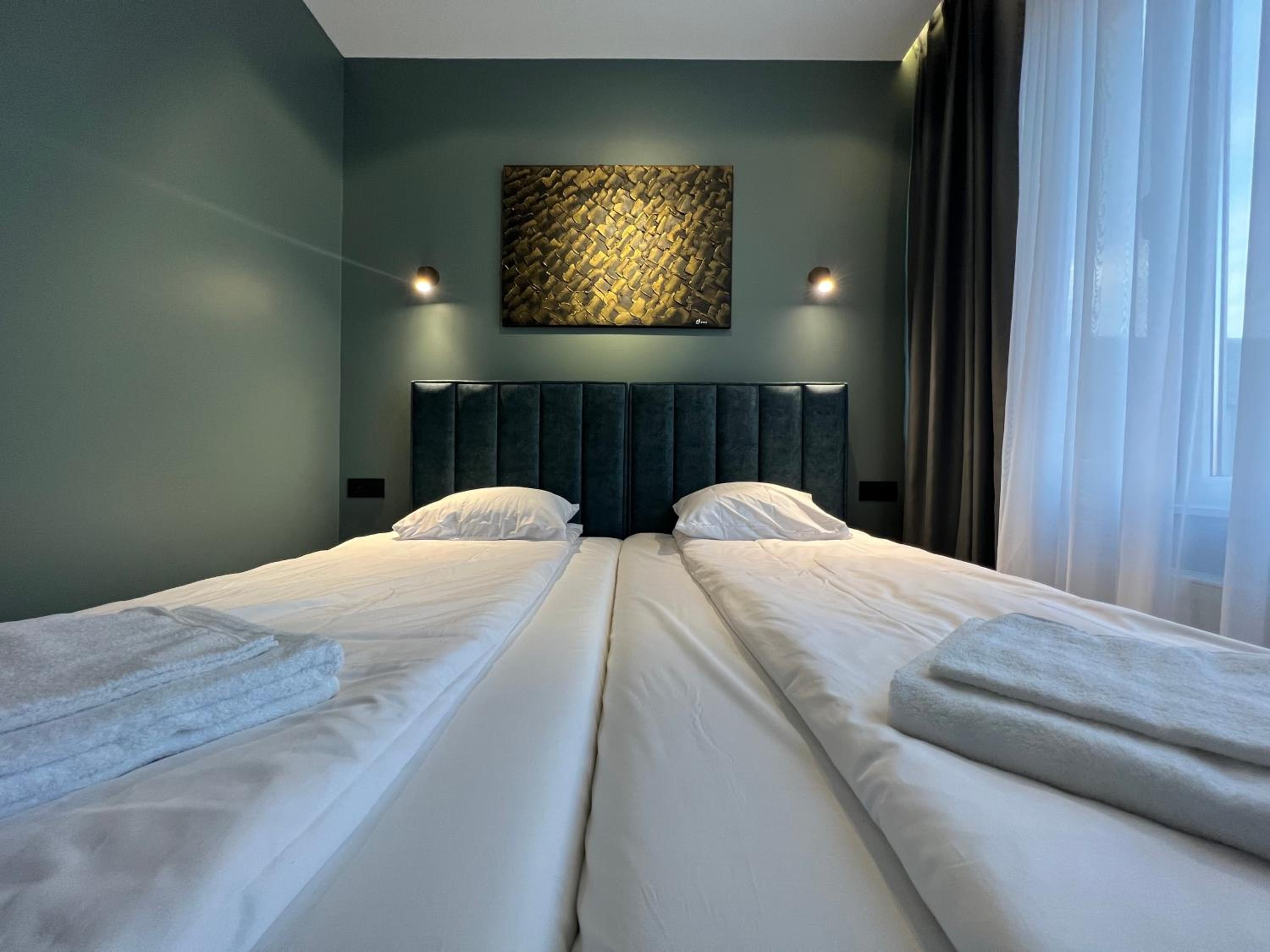 Double or Twin Room - Photo 14