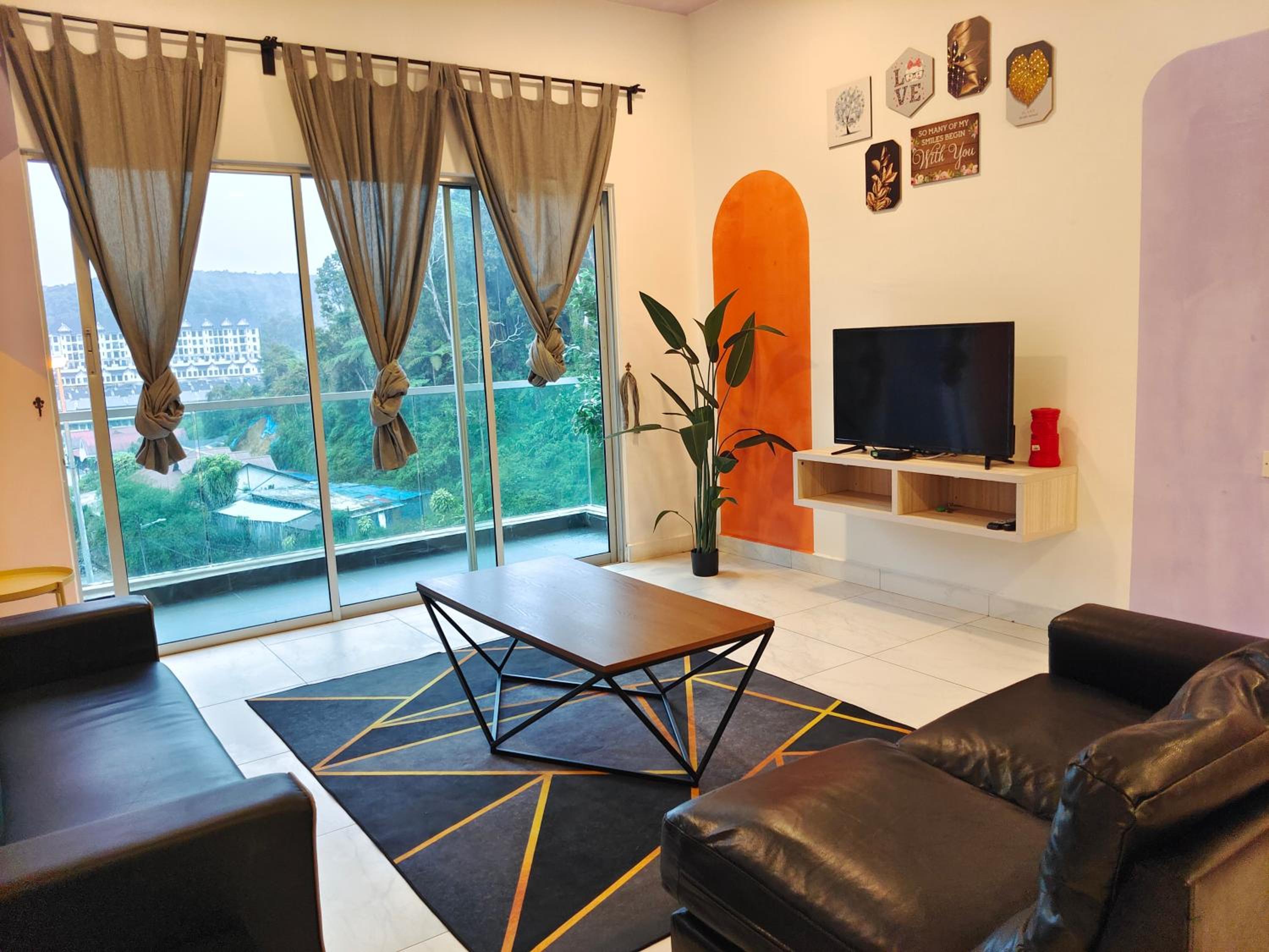 Apartment with Balcony - Photo 22