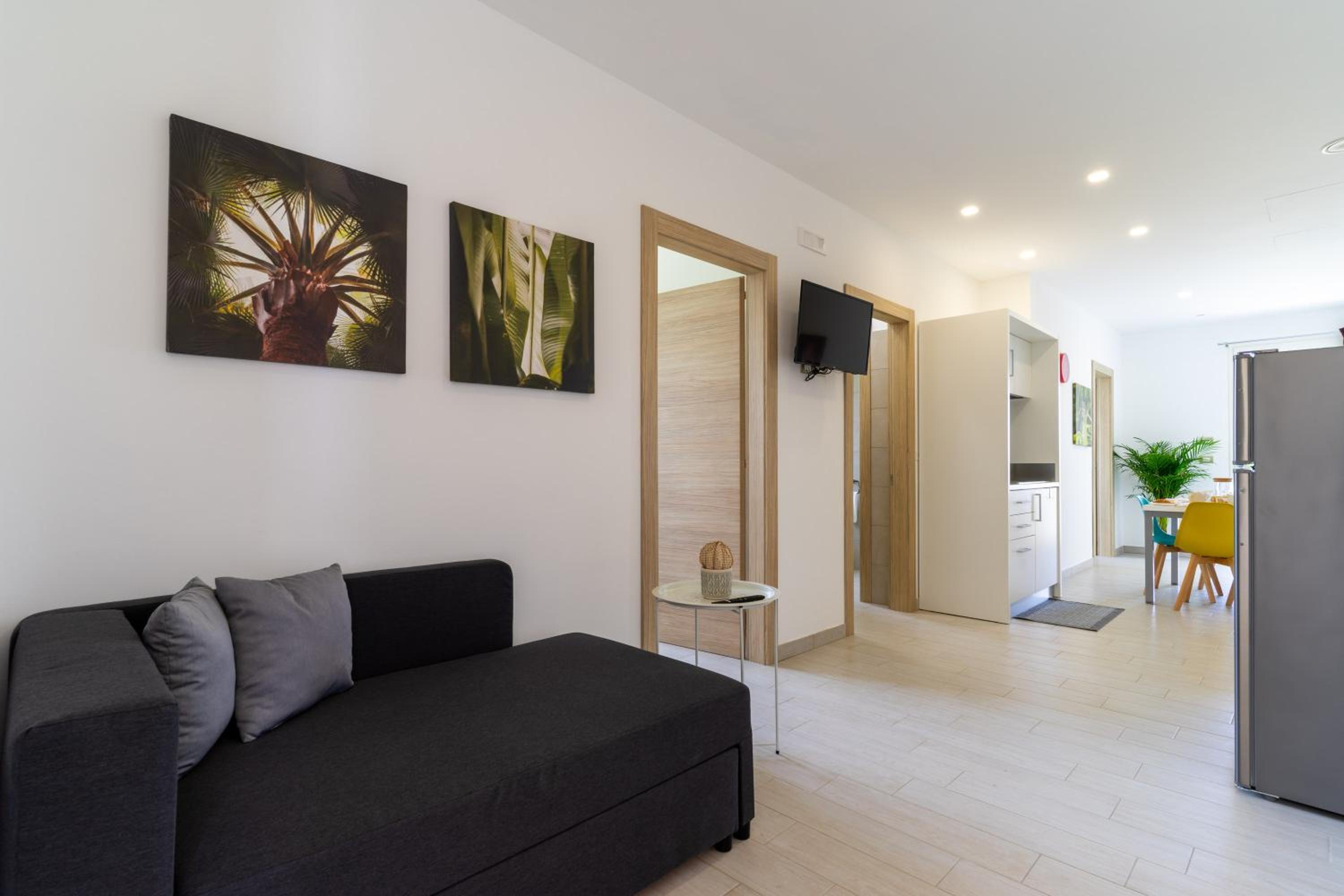 Two-Bedroom Deluxe Apartment with Garden View photo 1