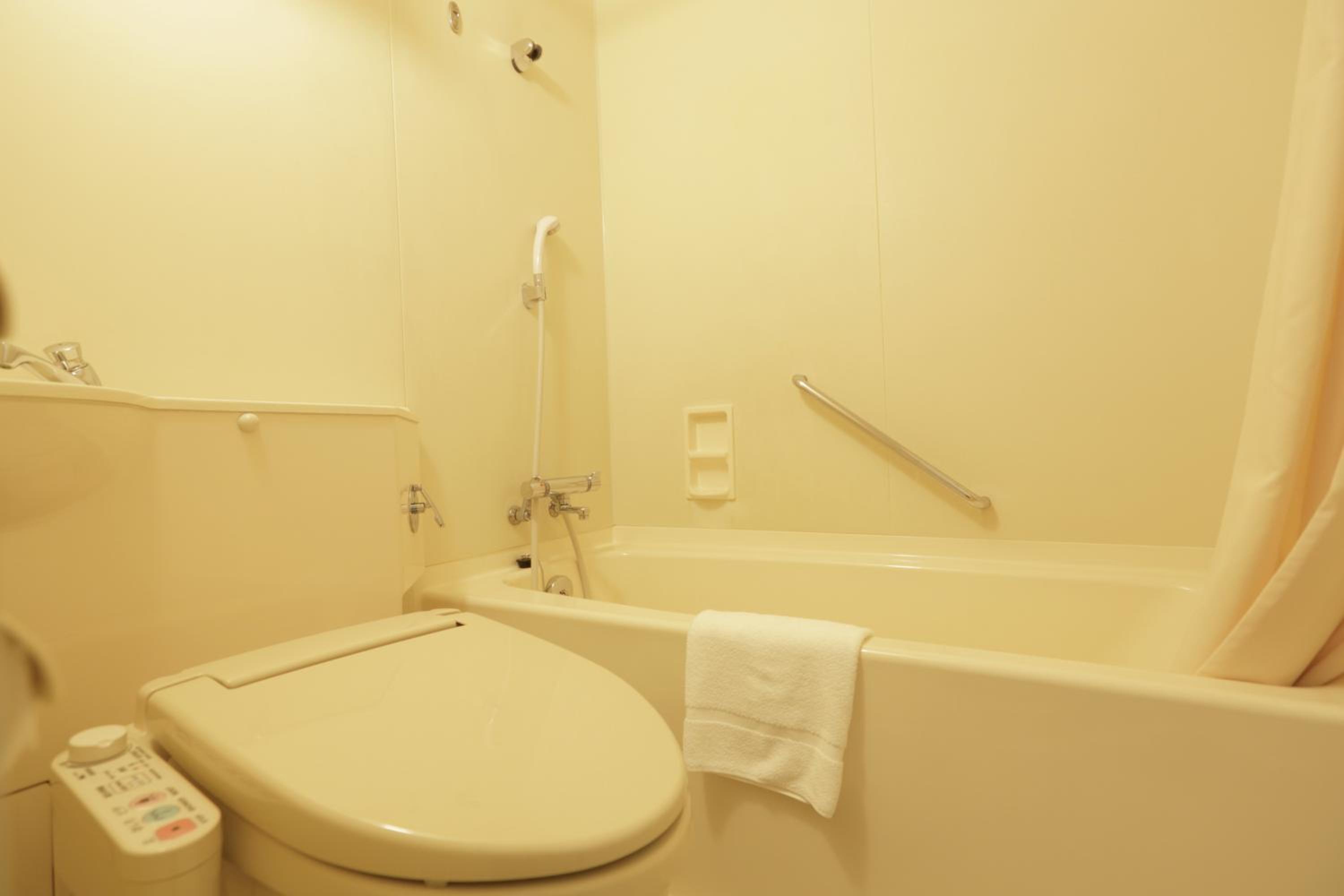 Standard Room with Two Single Beds - Non-Smoking - Photo 4
