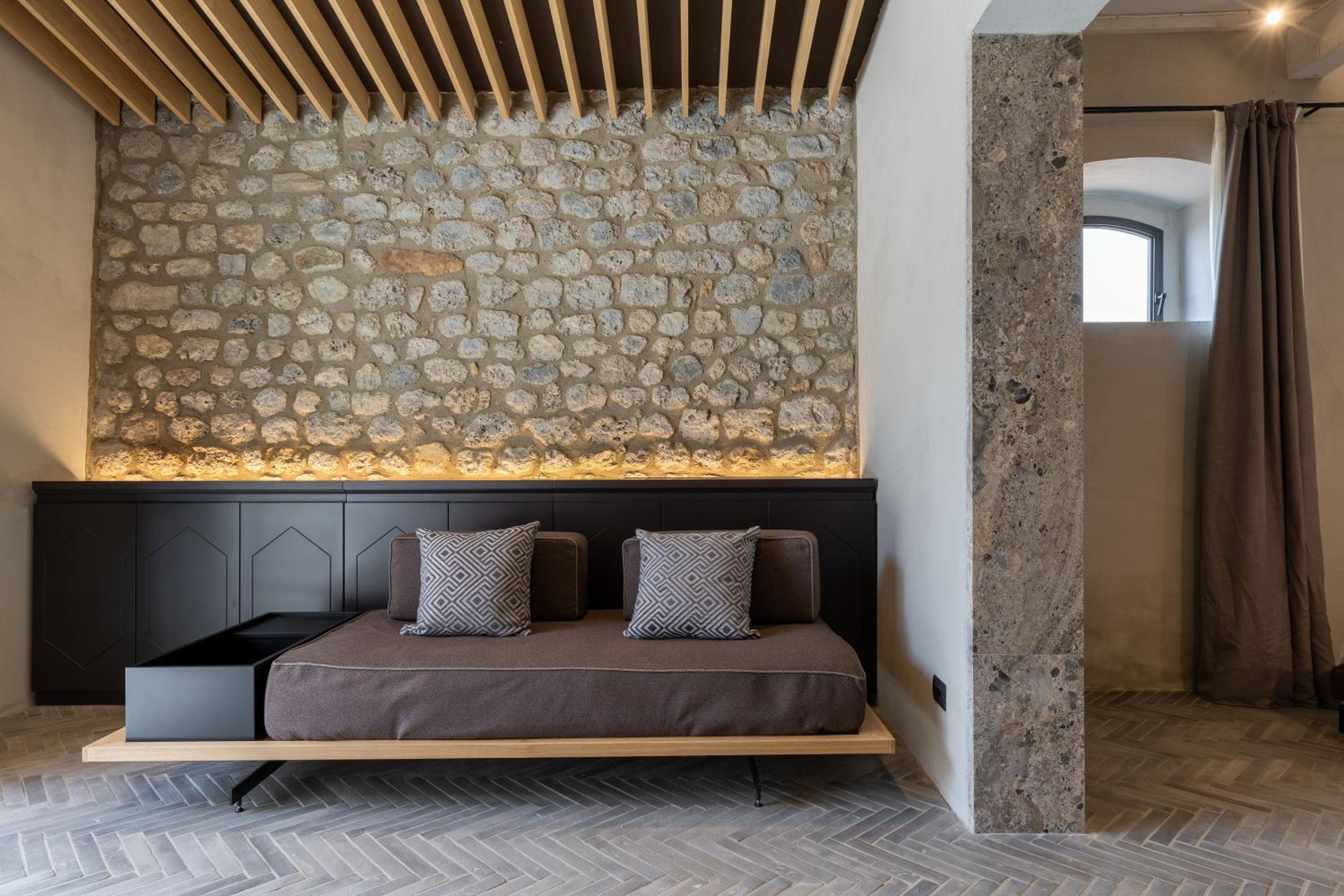 One-Bedroom Apartment with Garden View