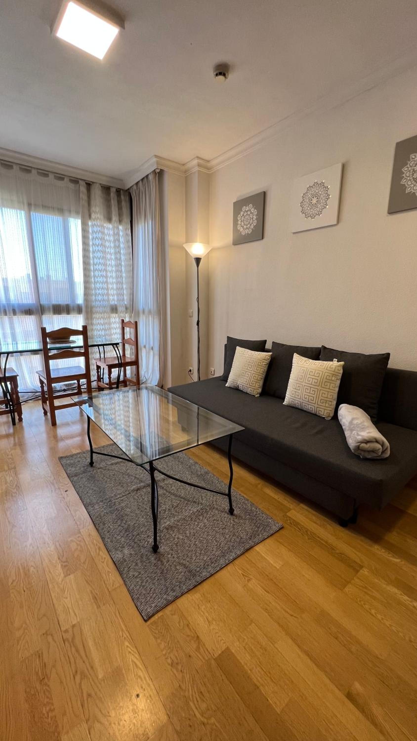 One-Bedroom Apartment - Photo 37