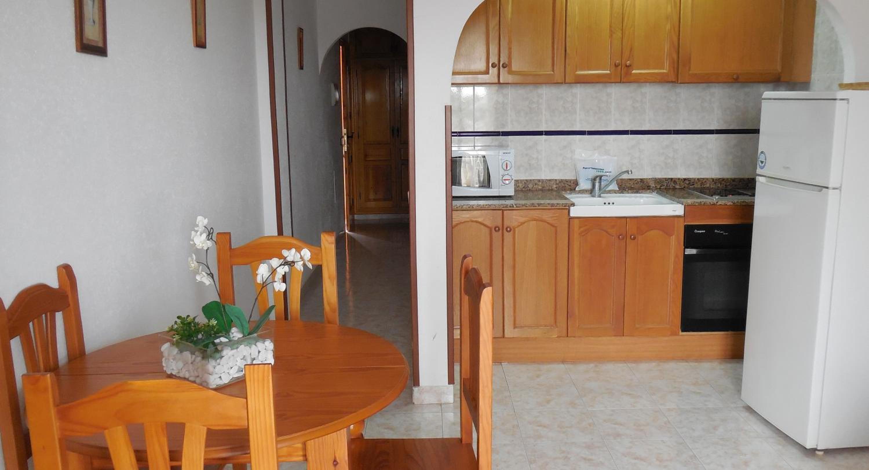 One-Bedroom Apartment (4 Adults) photo 2
