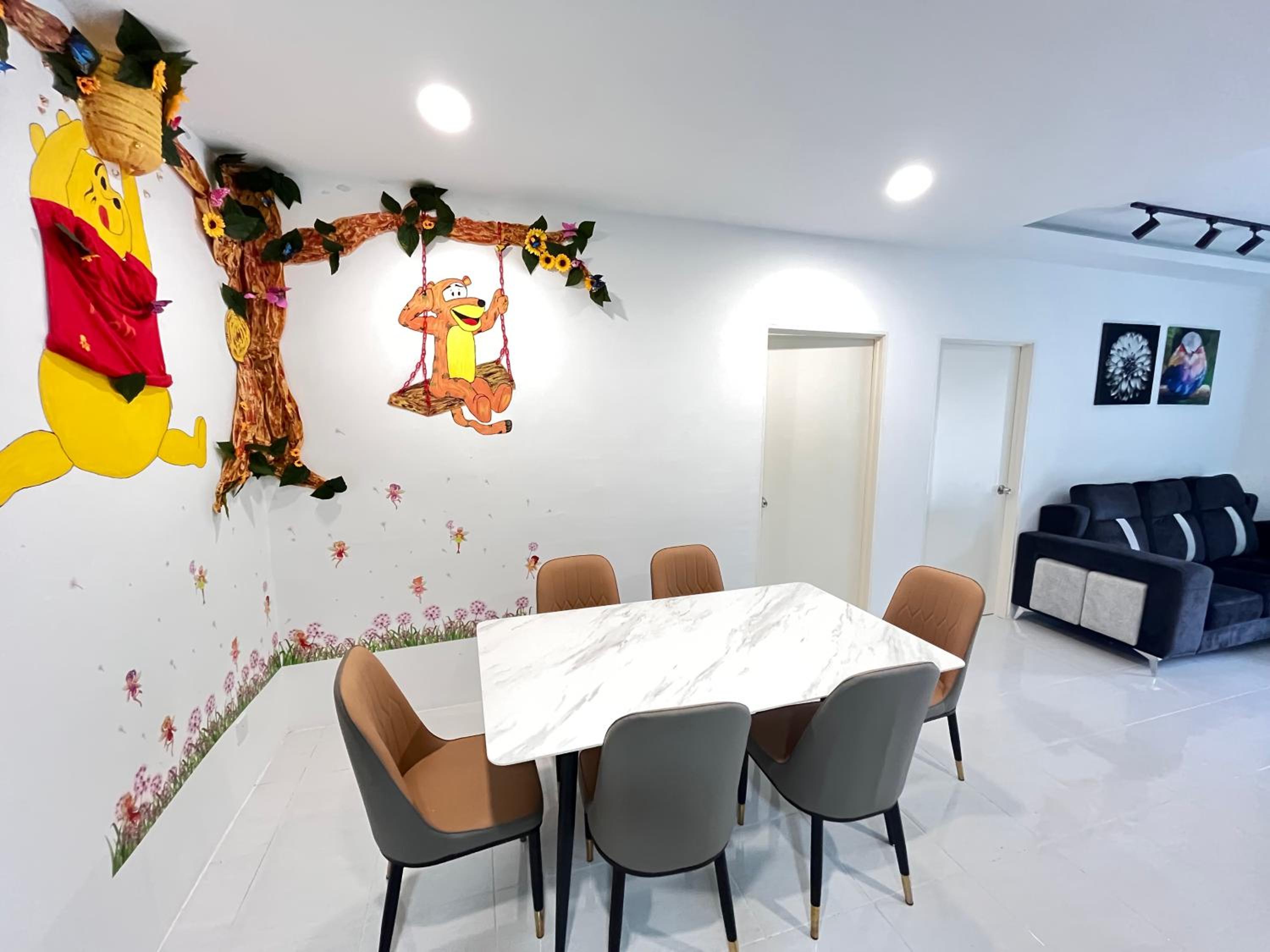 Three-Bedroom Apartment - Photo 29