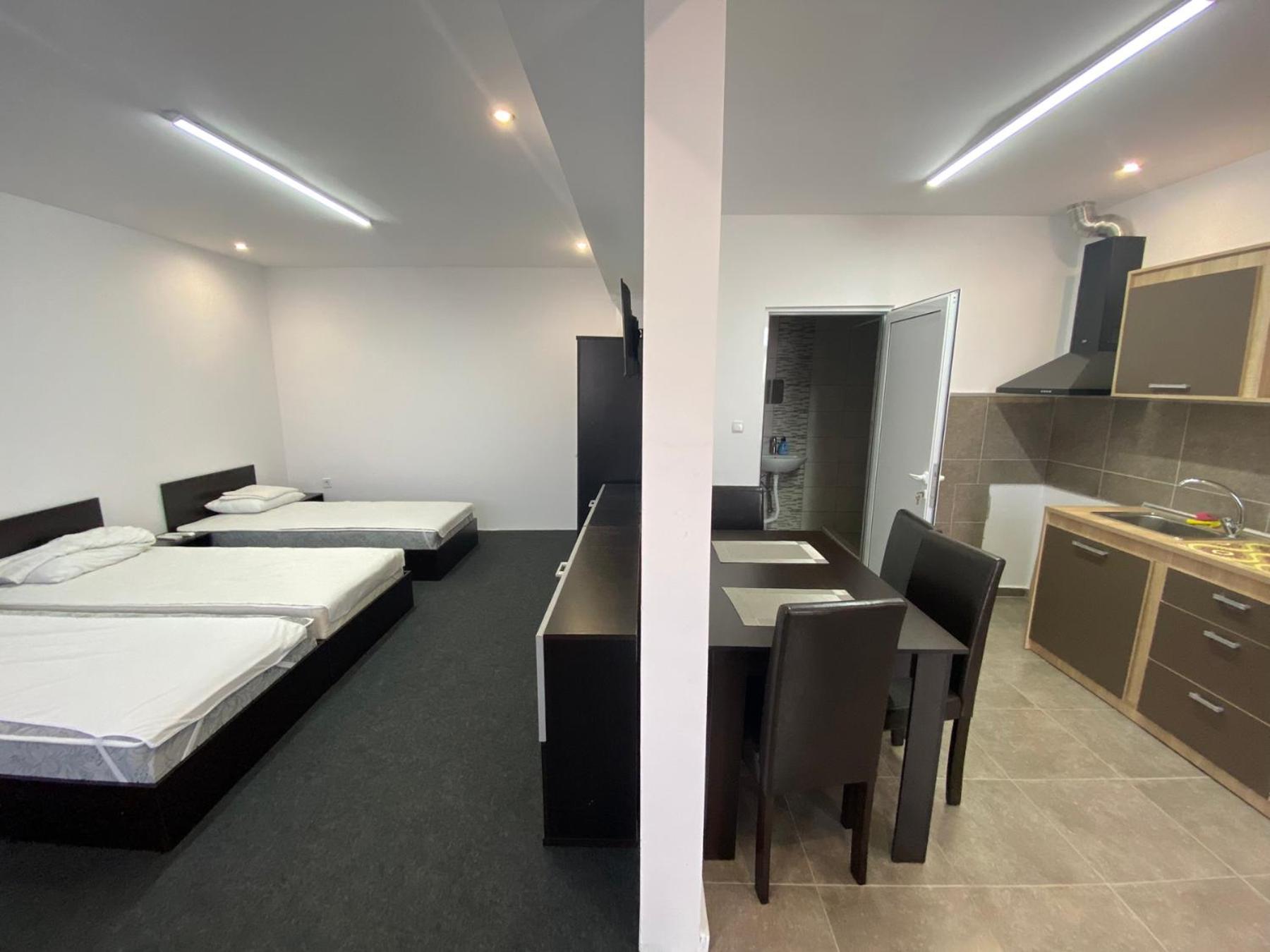 Large Double Room photo 1