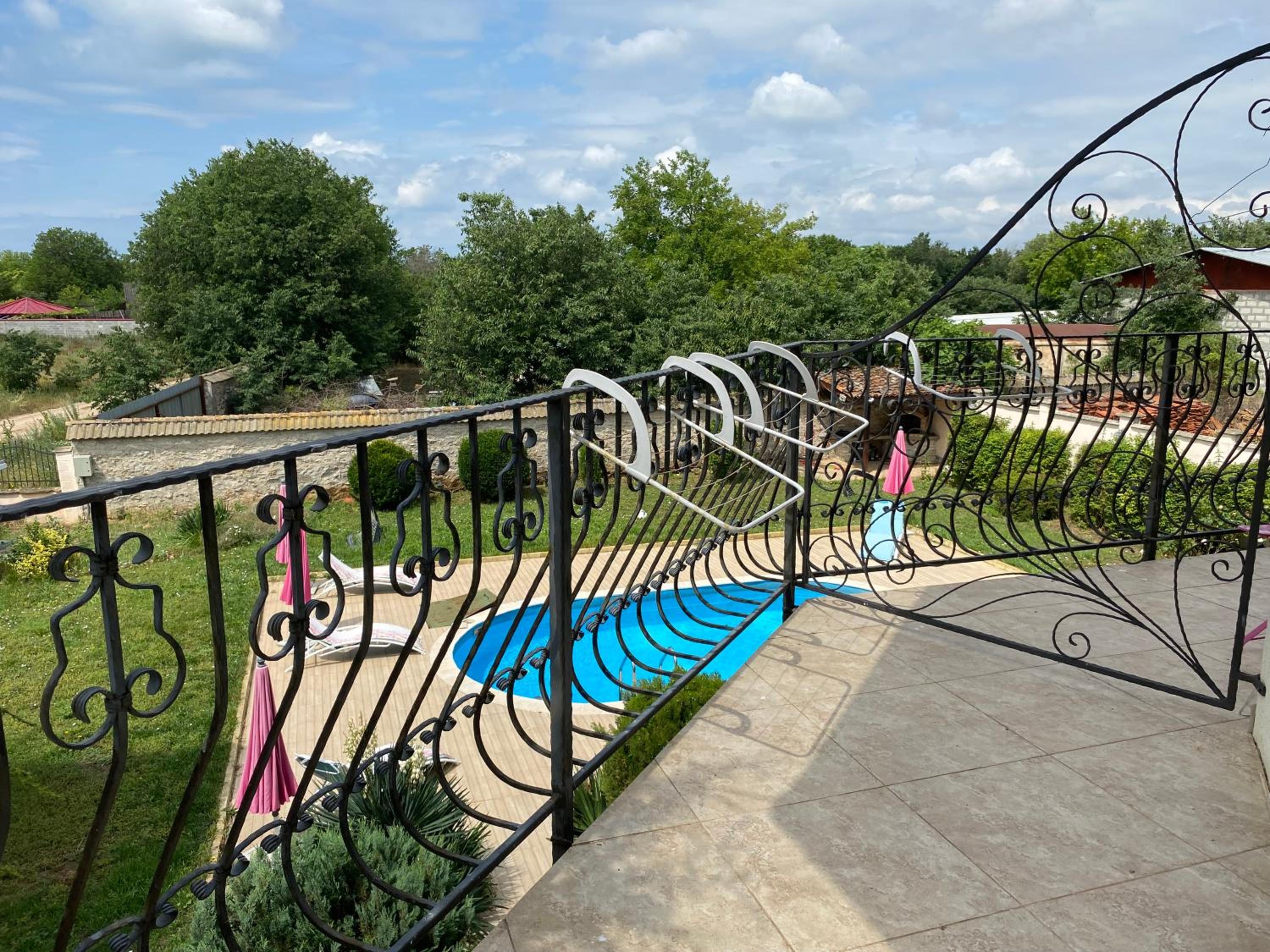 Deluxe Double or Twin Room with Pool View photo 3