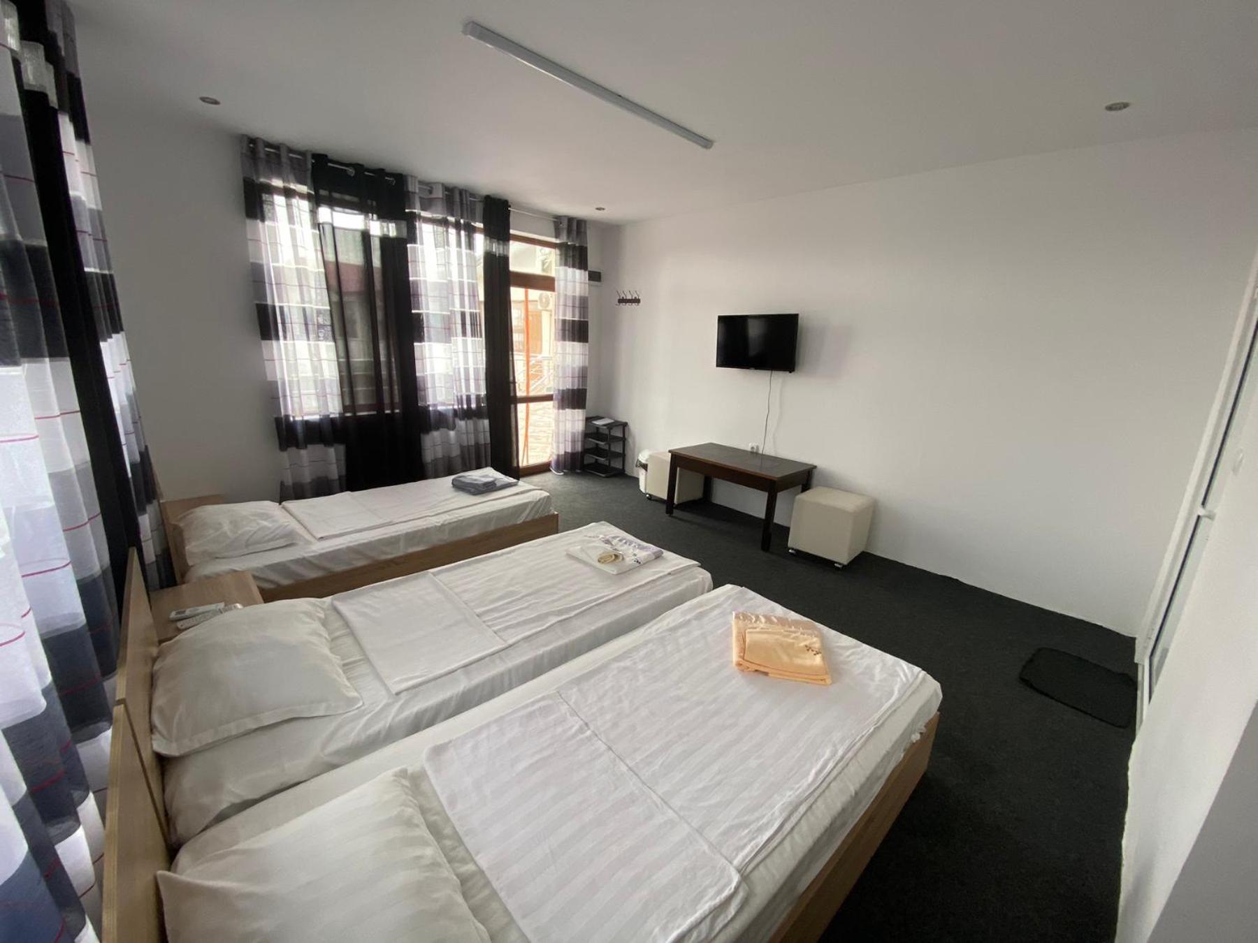 Budget Double Room photo 1