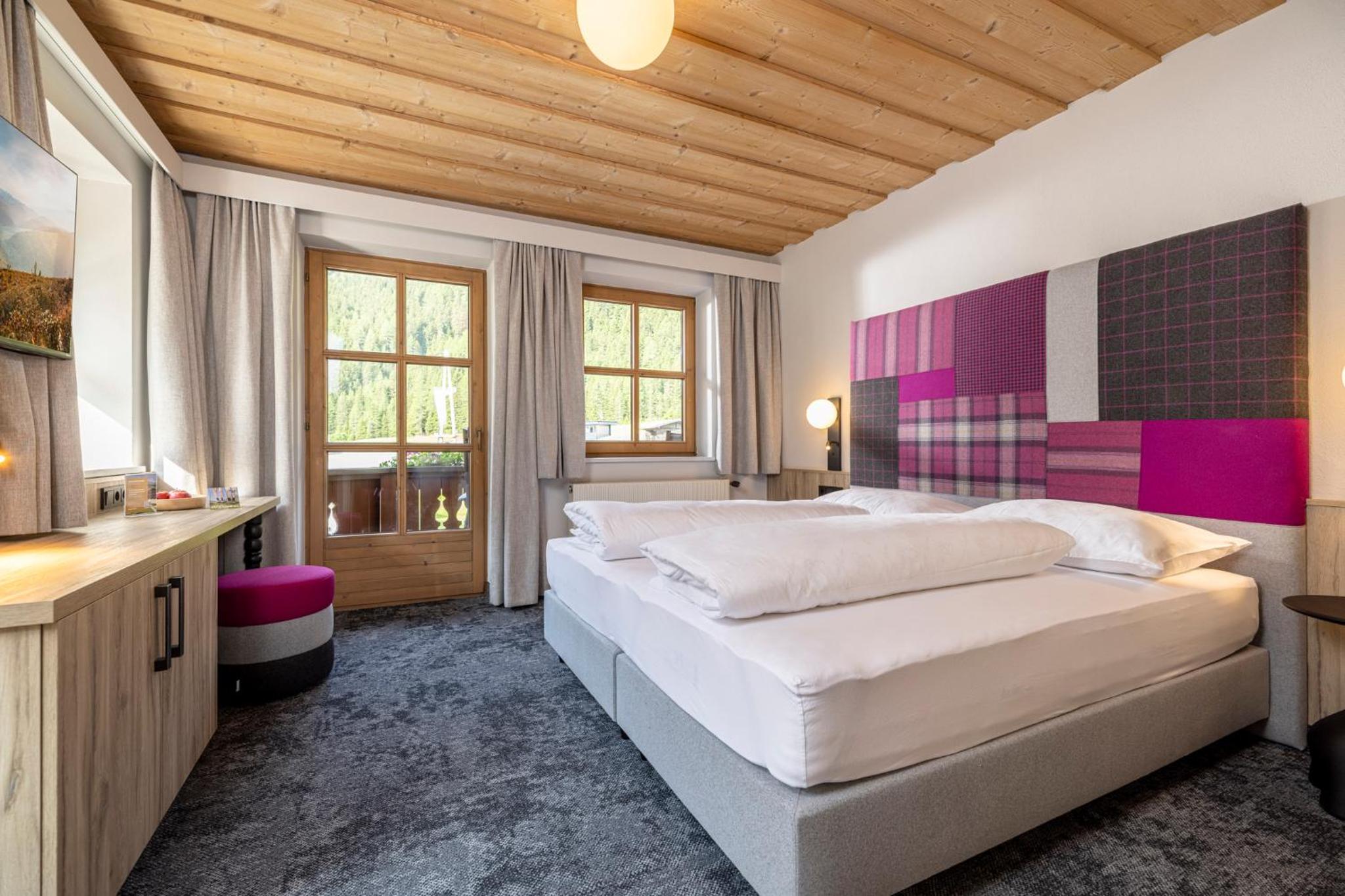 Junior Suite with Balcony