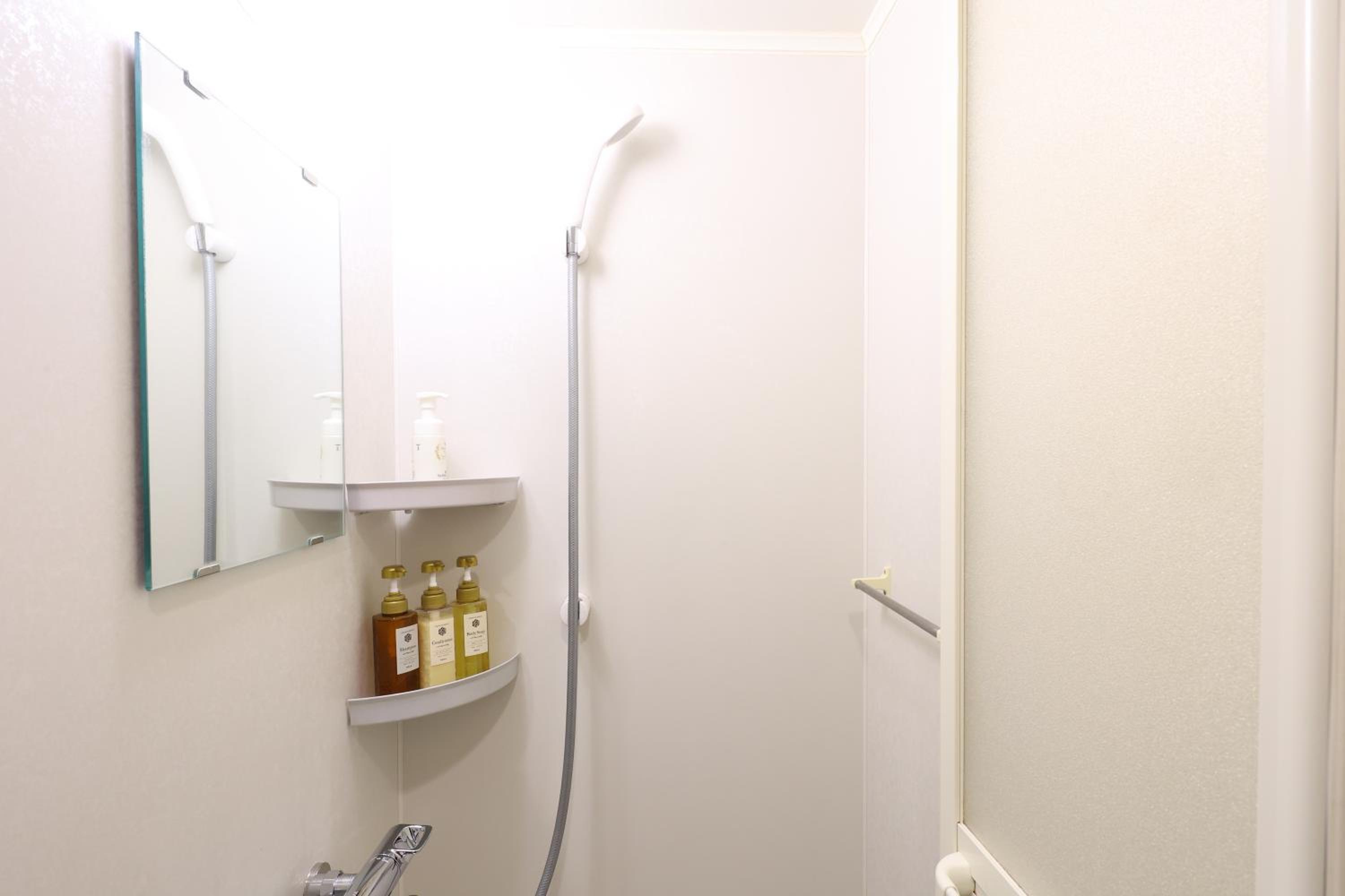 Twin Room - Smoking photo 2
