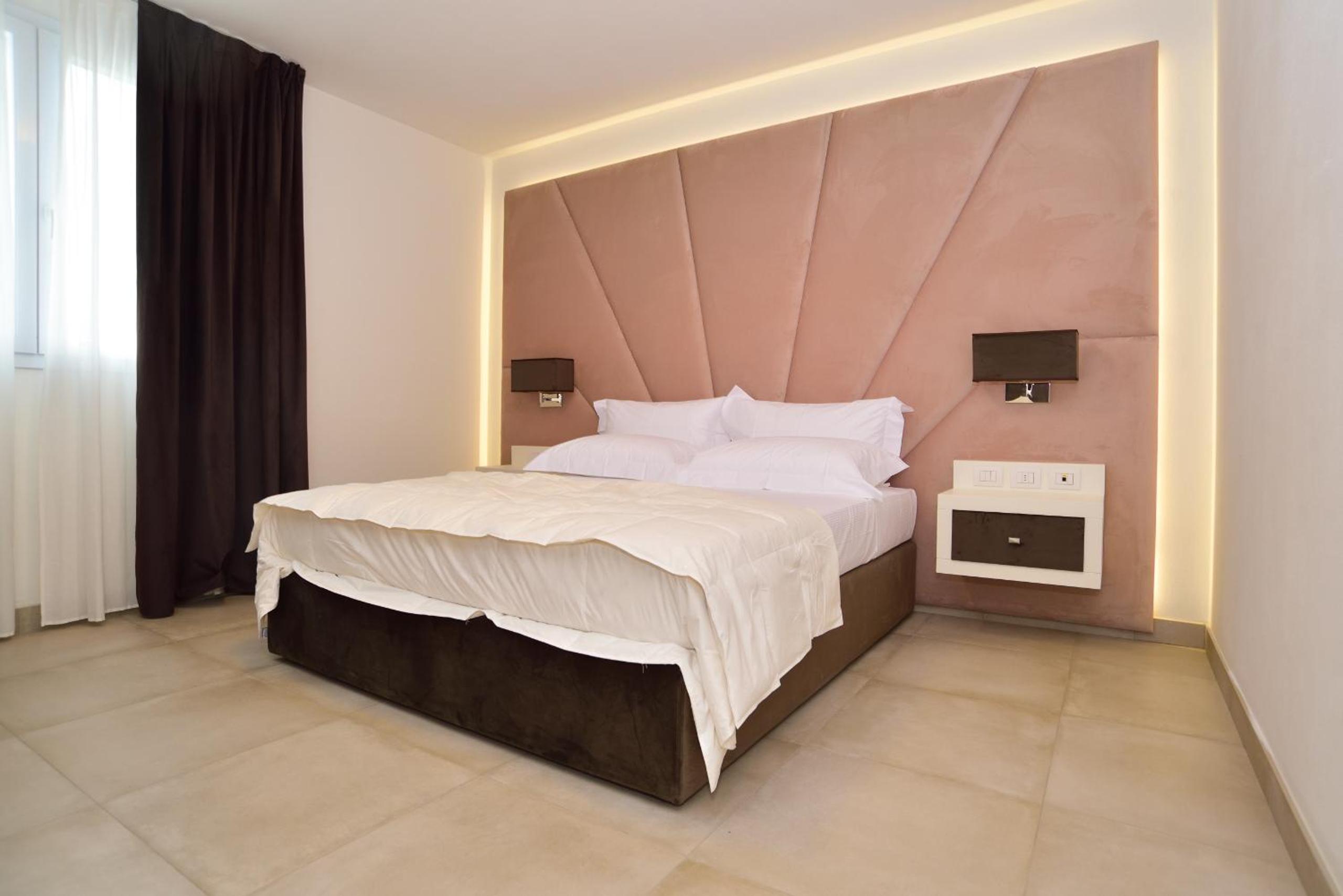 Standard Double Room photo 2