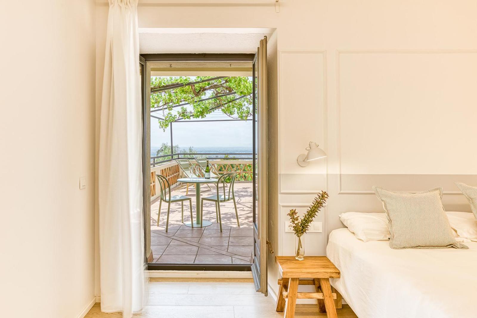 Estudio con terraza