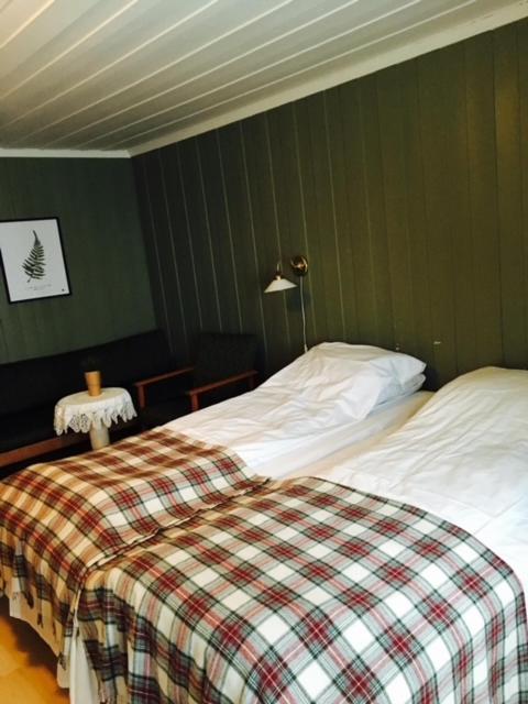Single Room with Private Bathroom photo 1