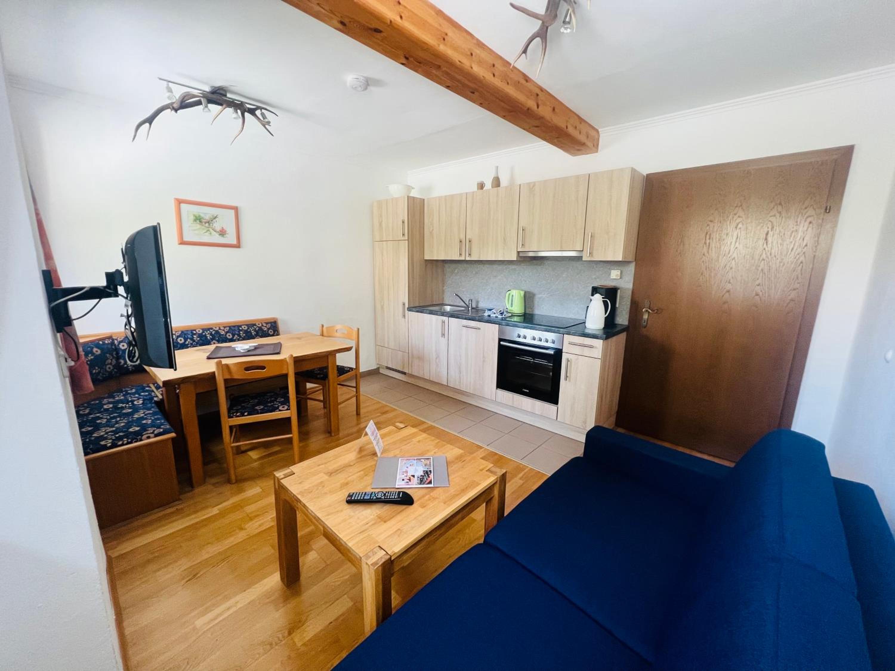 One-Bedroom Apartment photo 1