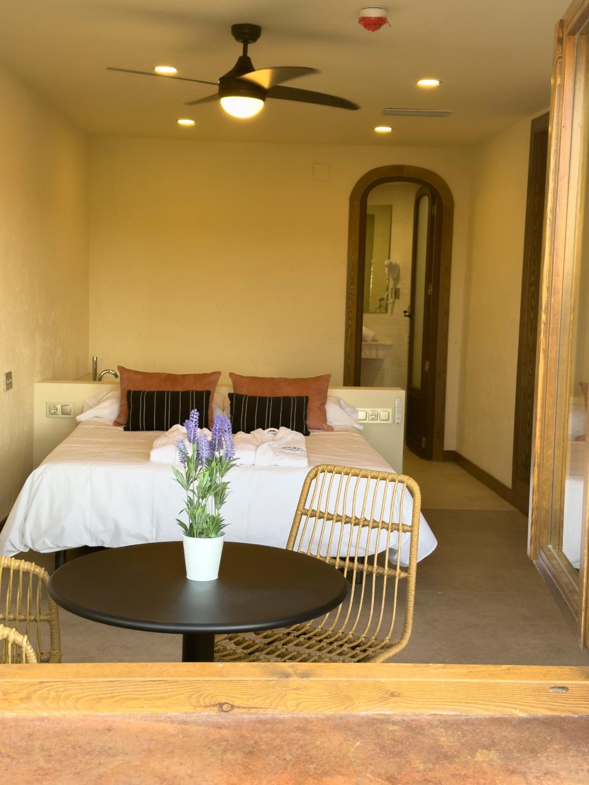 Habitación Queen con Bañera de Hidromasaje