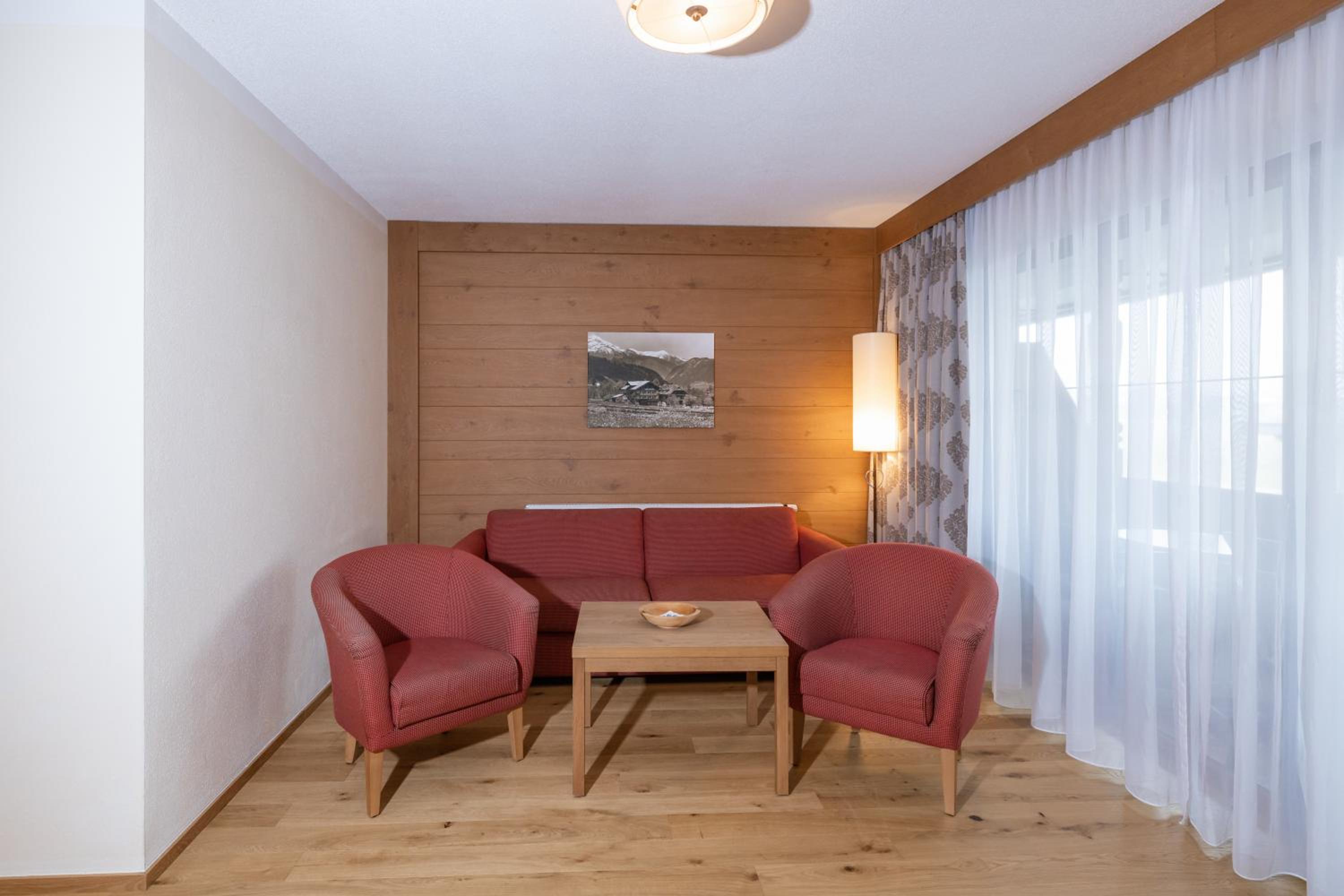 Comfort One-Bedroom Suite with Balcony "FEIN_DAHUAM" photo 1